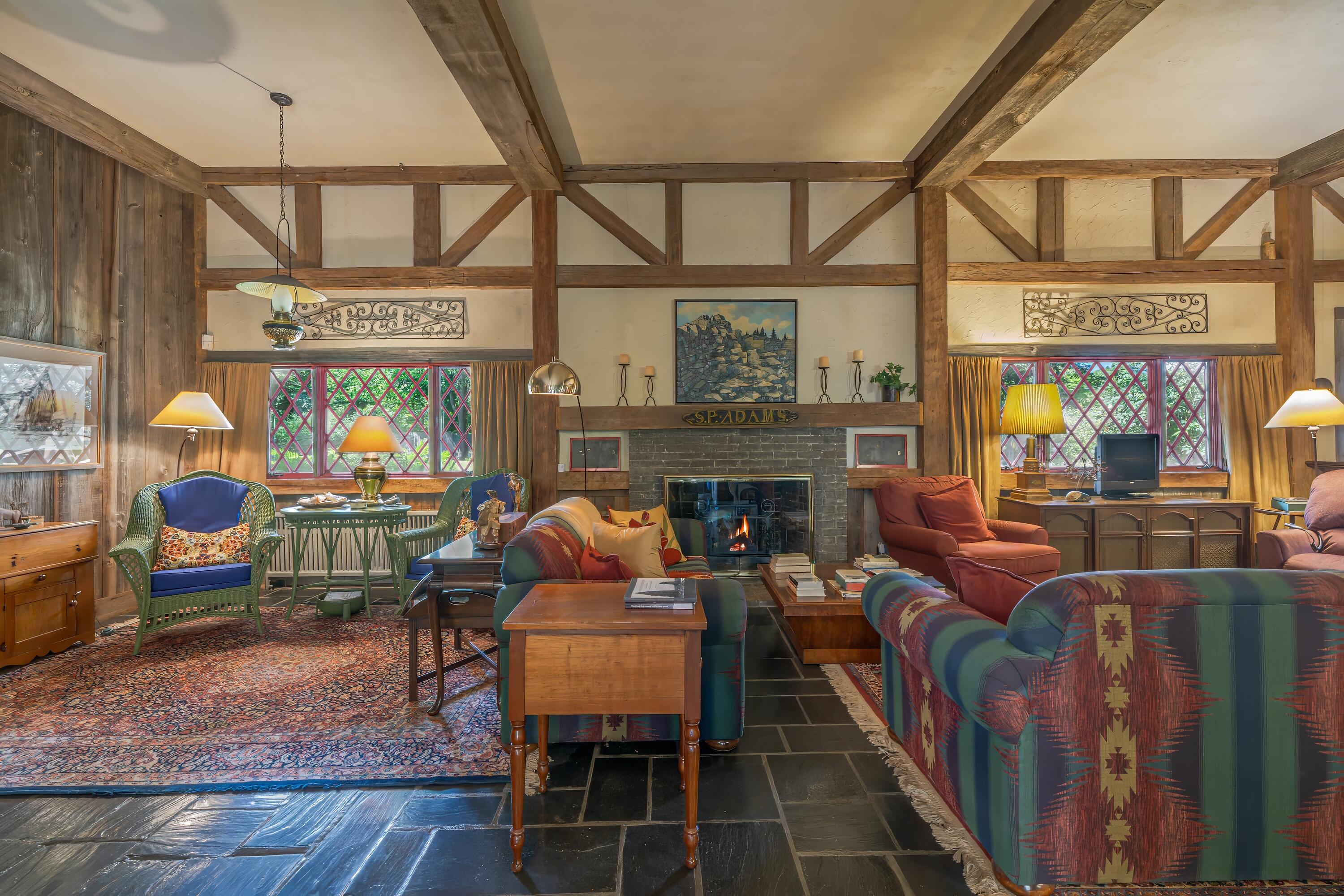 80 State Street Property Photo 42