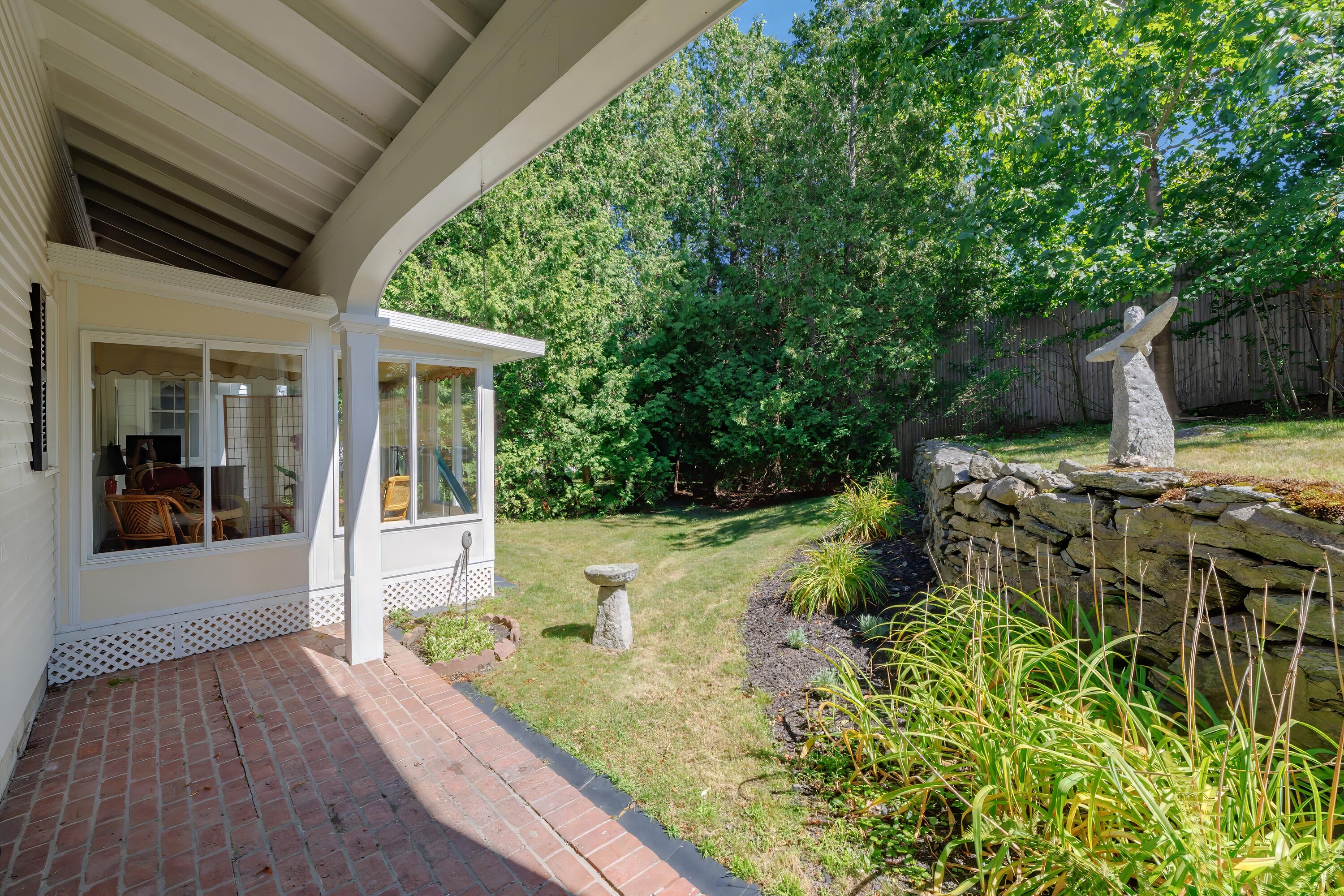 80 State Street Property Photo 106