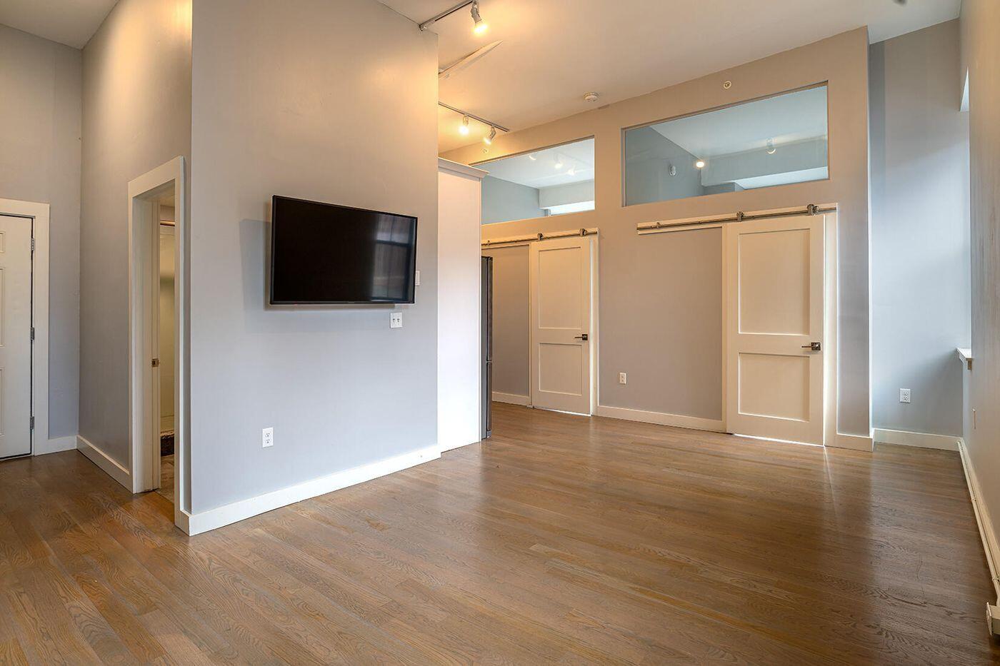 10 Exchange Street 413 Property Photo 2