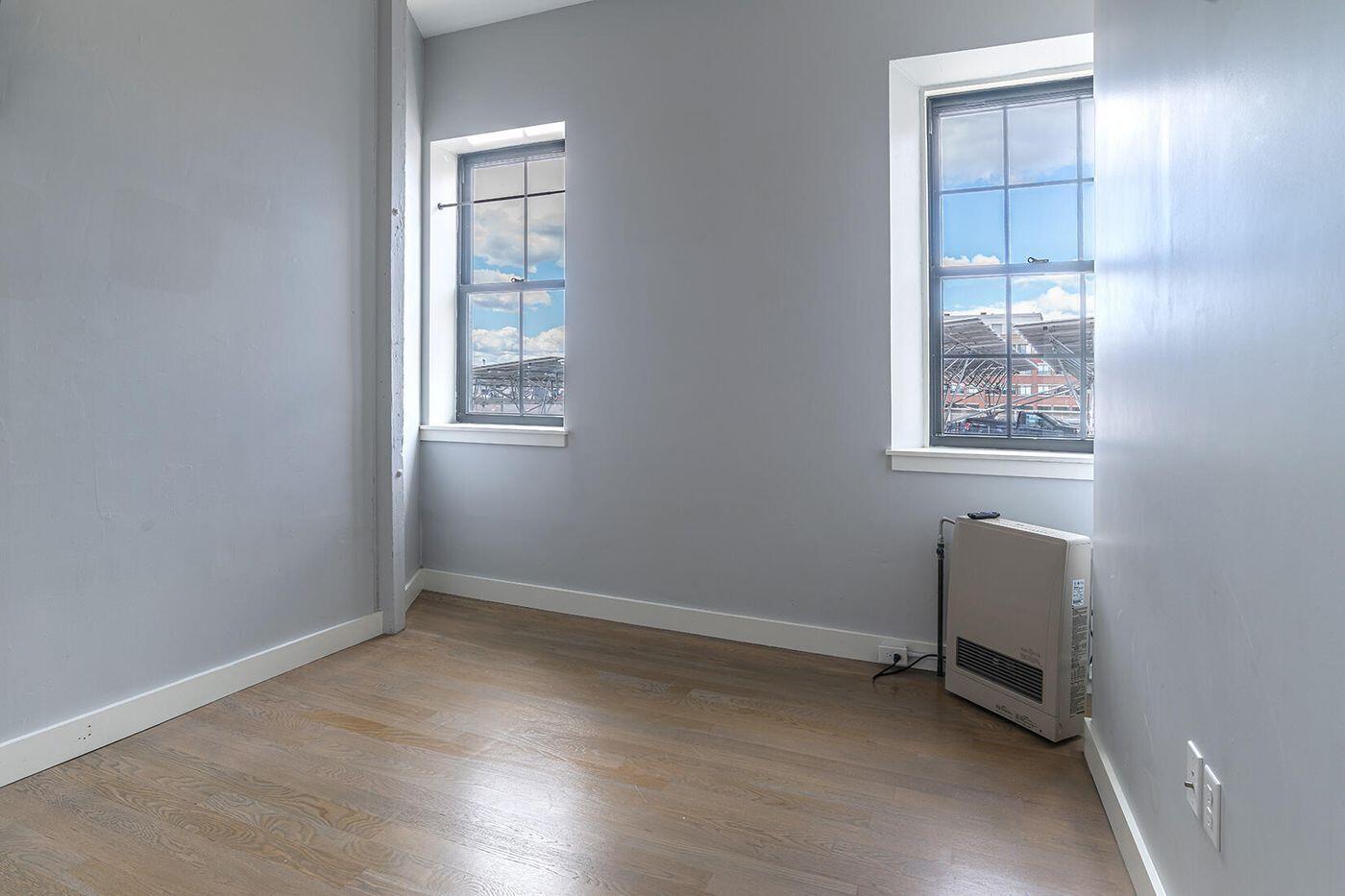 10 Exchange Street 413 Property Photo 10