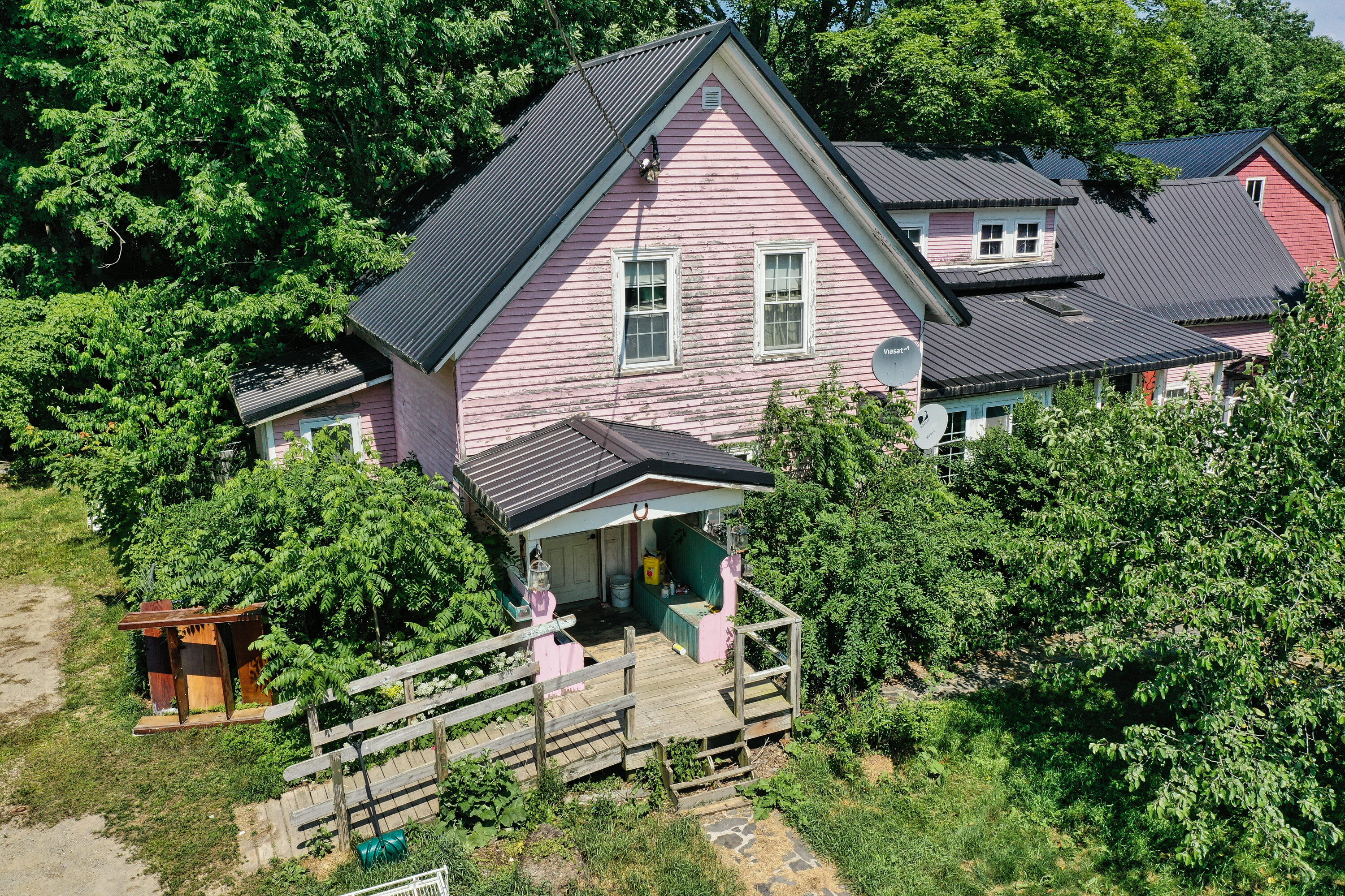 106 Main Street Property Photo 1