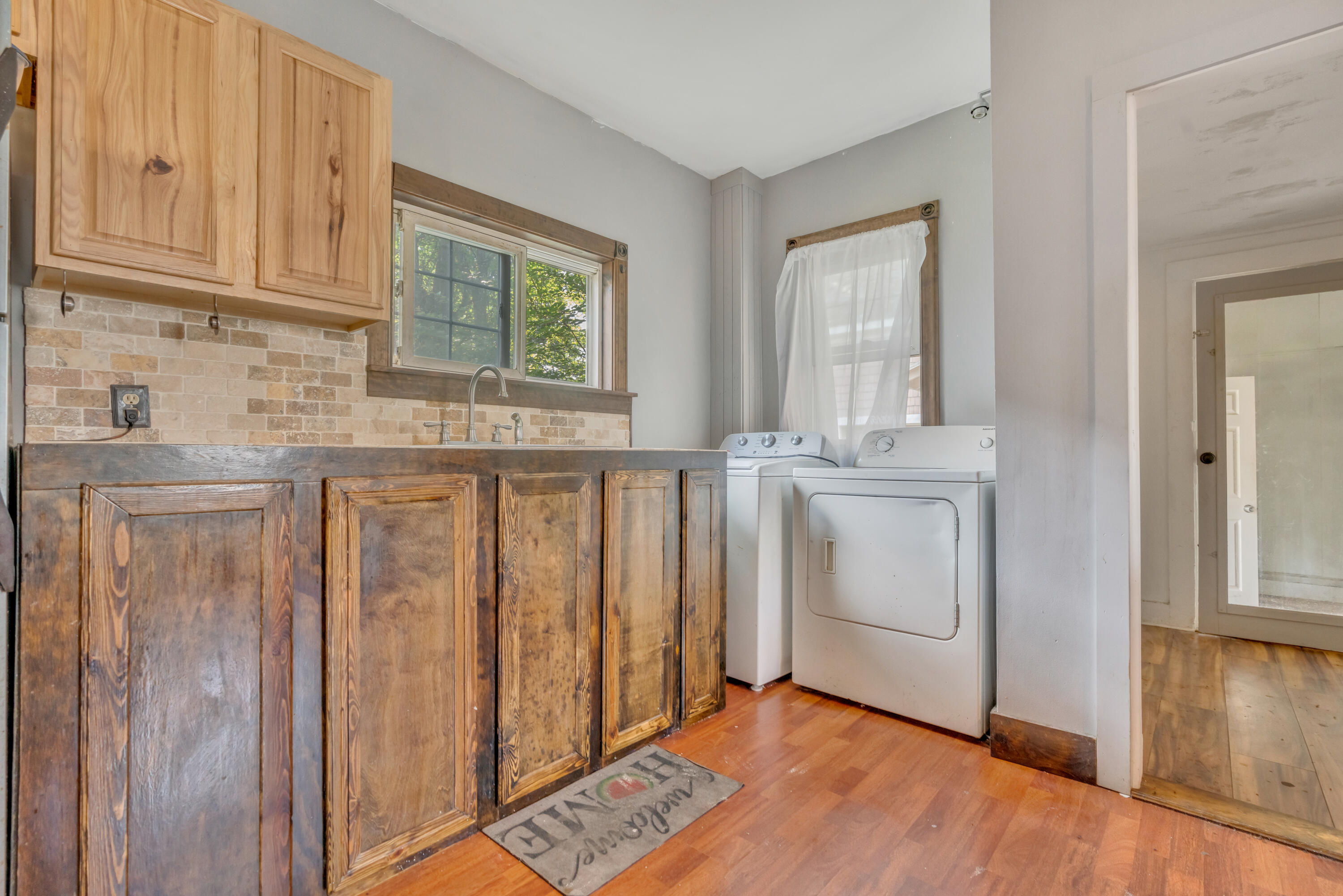 44 Pleasant Avenue Property Photo 6