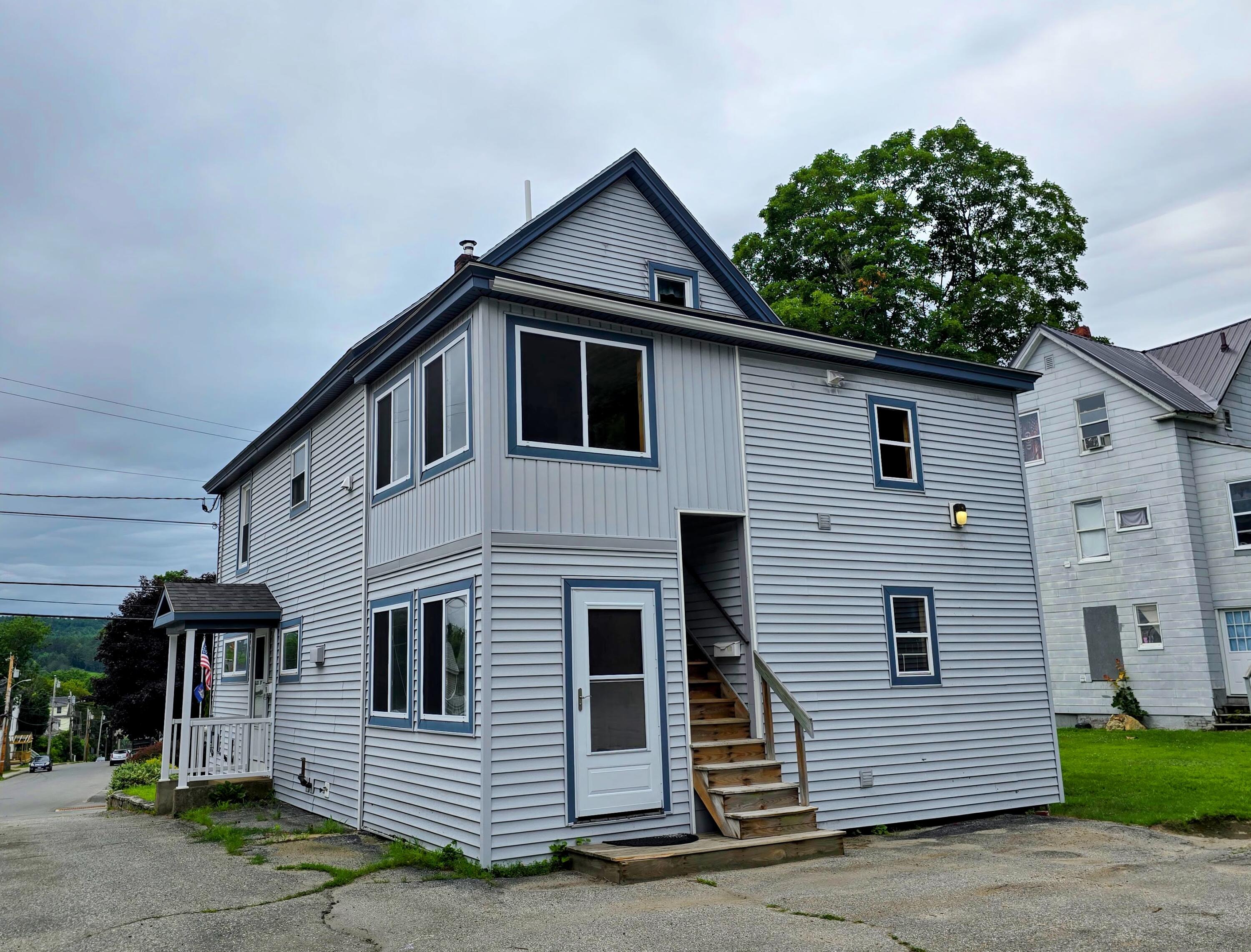 75 Knapp Street Property Photo 1