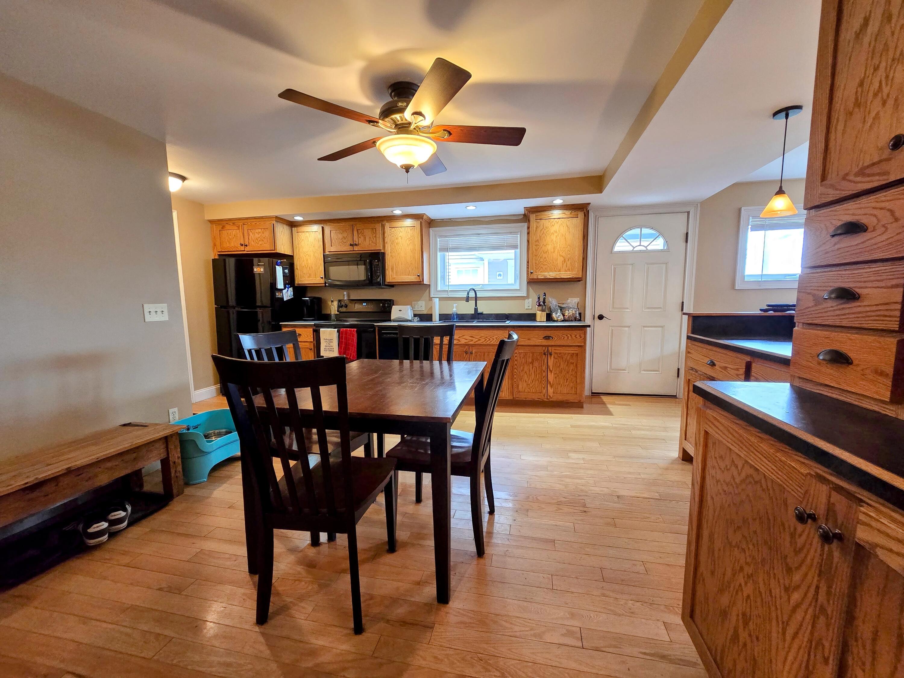 75 Knapp Street Property Photo 13