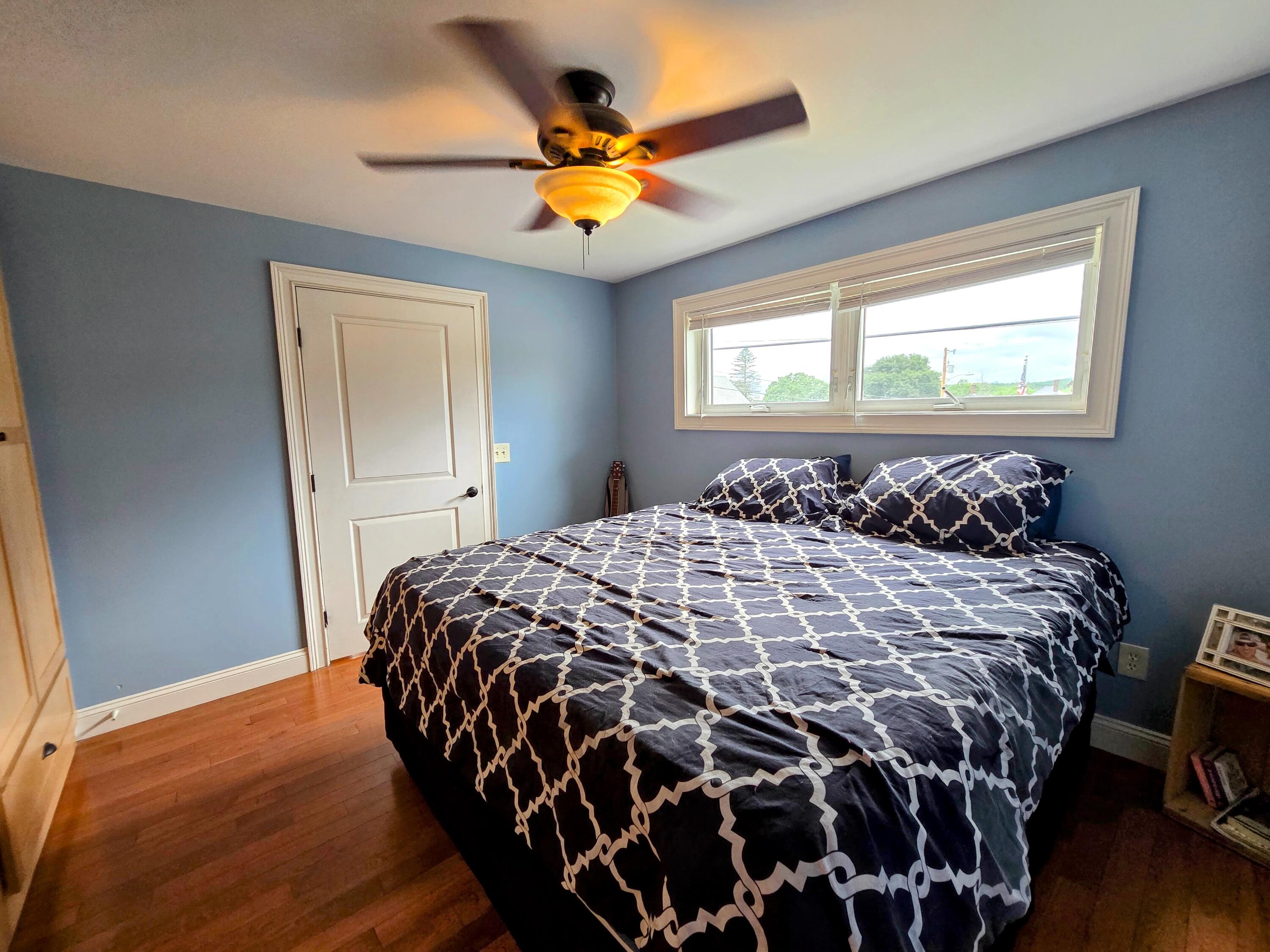75 Knapp Street Property Photo 23