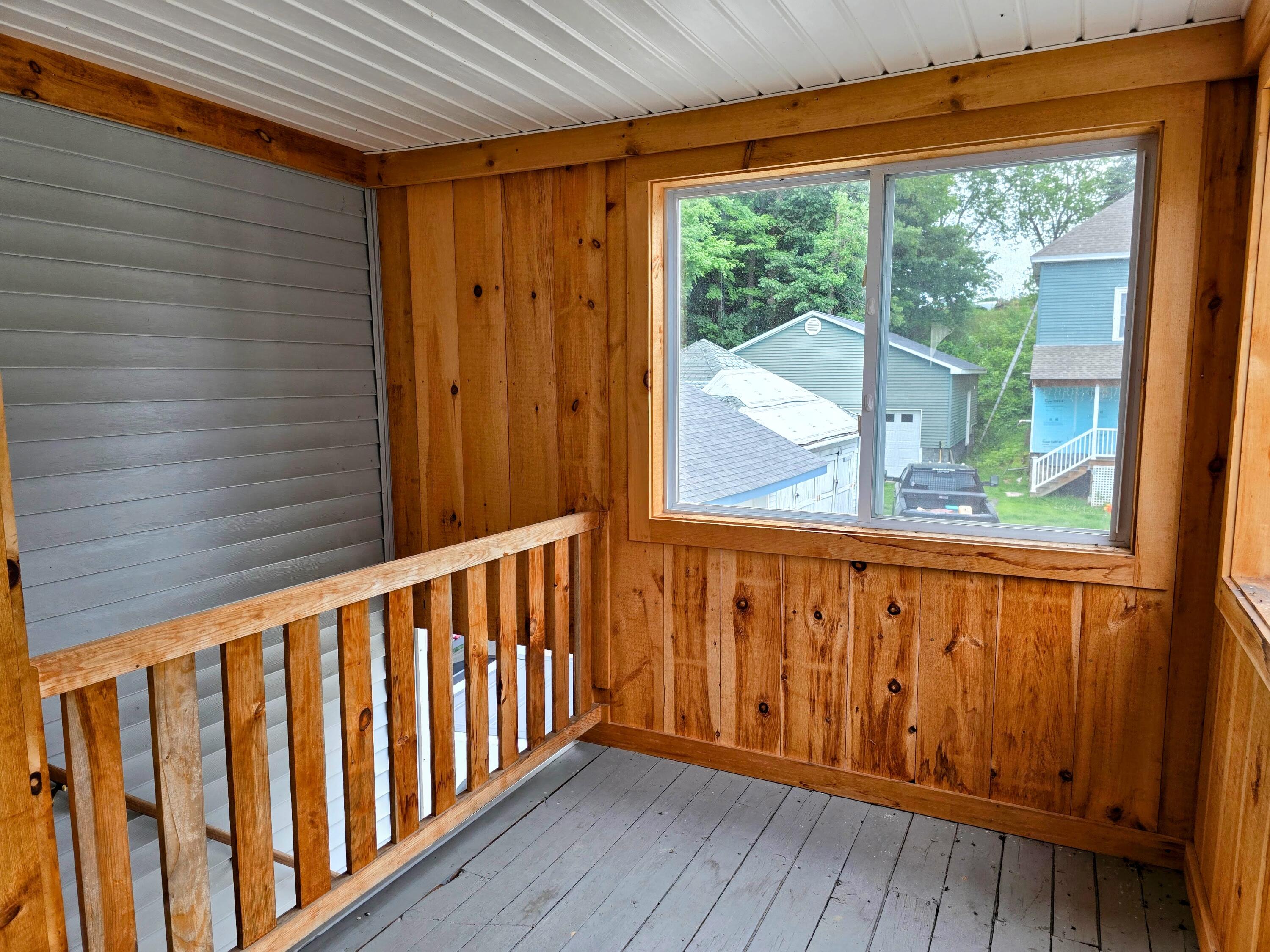 75 Knapp Street Property Photo 35