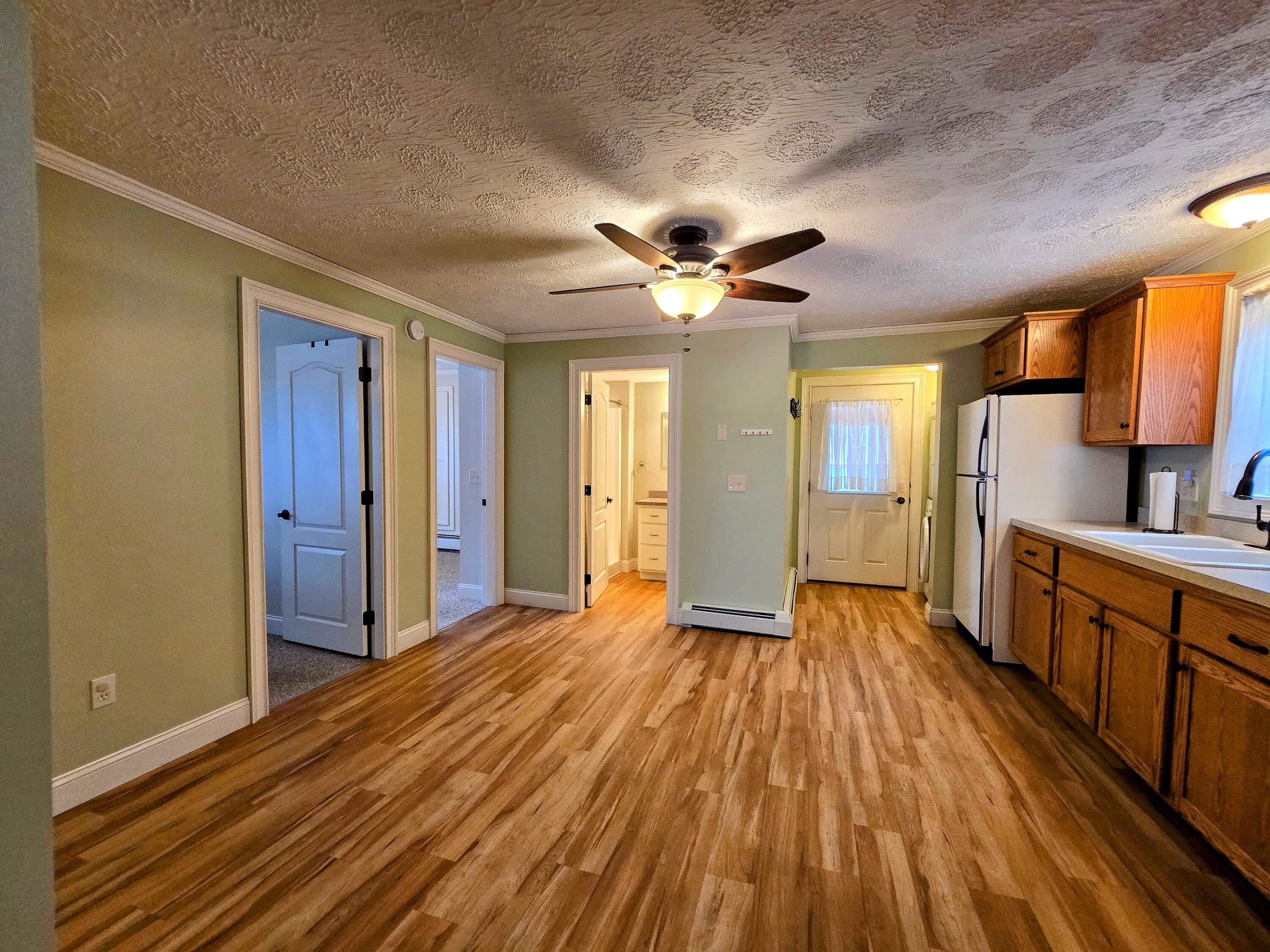 75 Knapp Street Property Photo 39