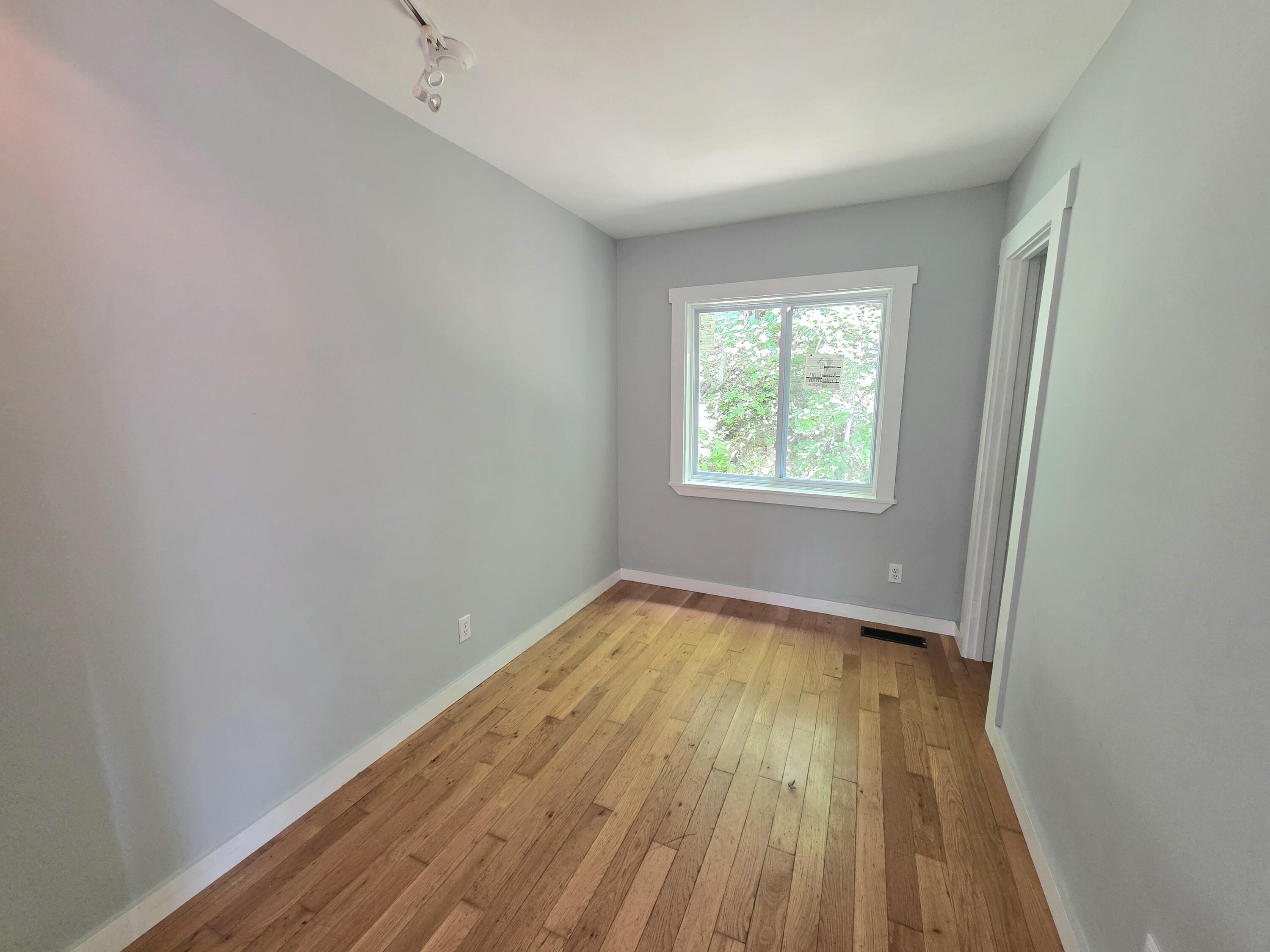 177 River Road Property Photo 7