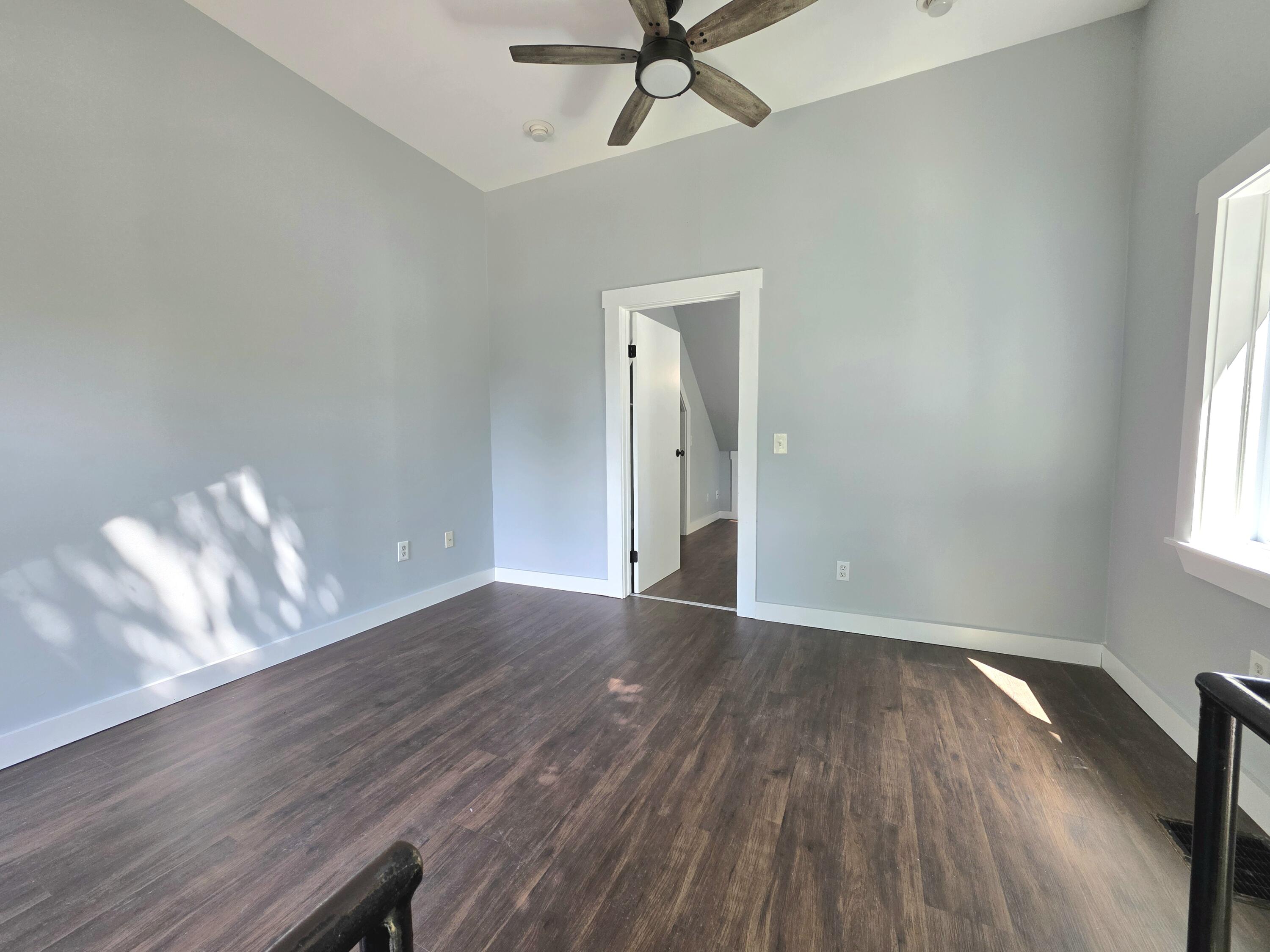 177 River Road Property Photo 9