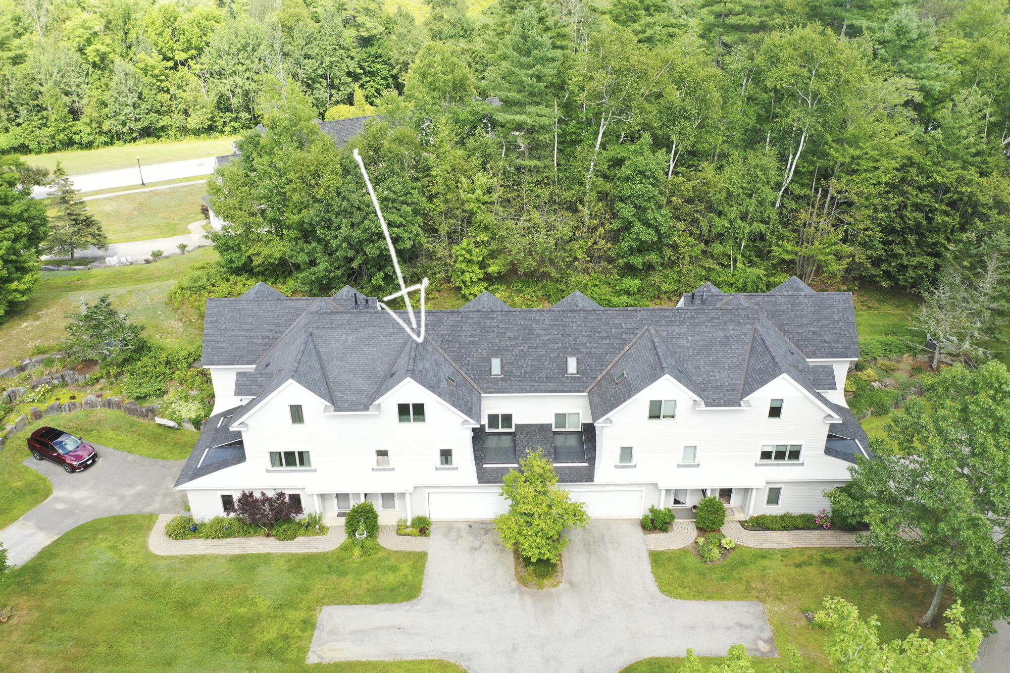 28B Springbrook Drive Property Photo 1