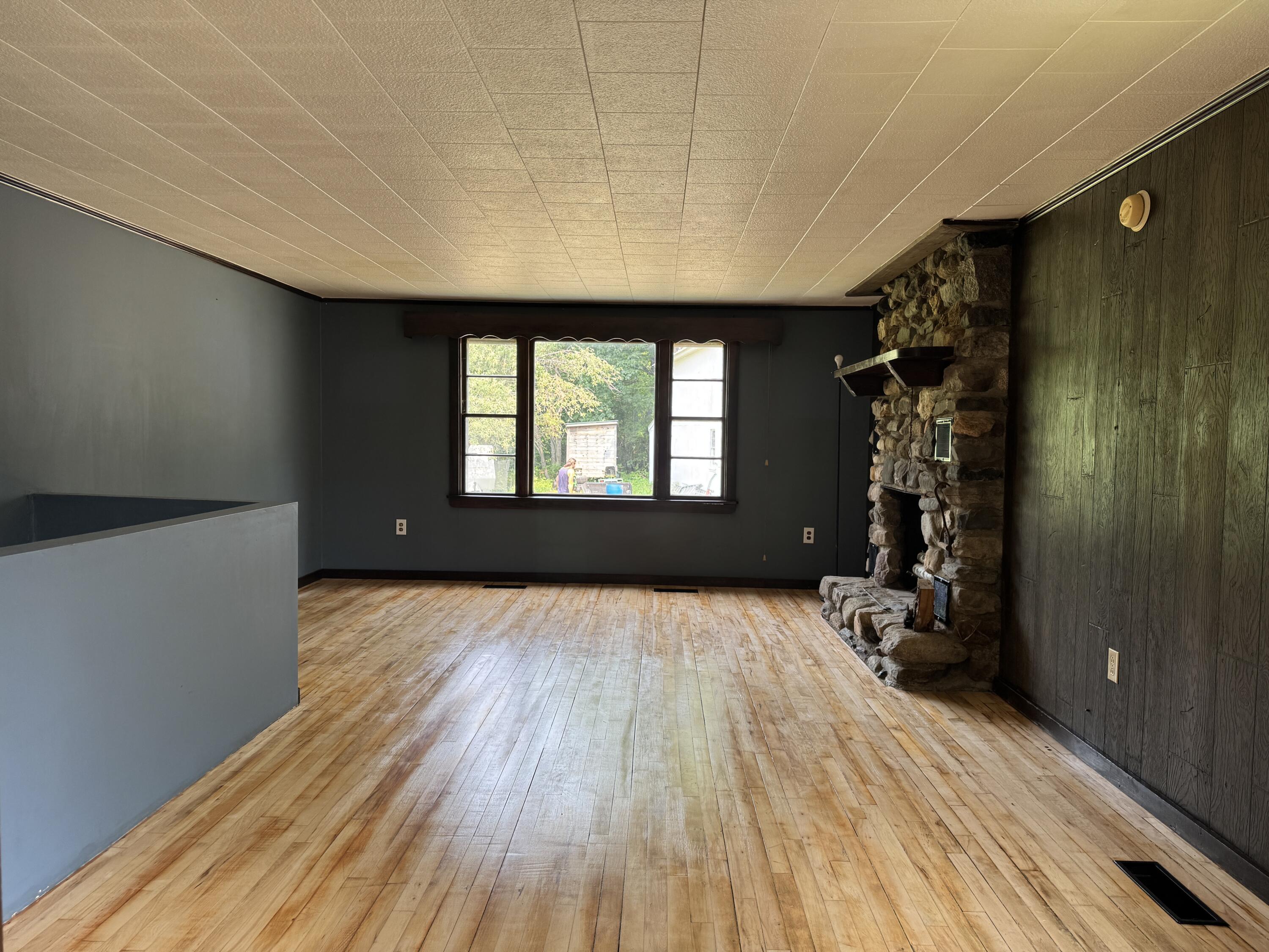 75 Pleasant Avenue Property Photo 8