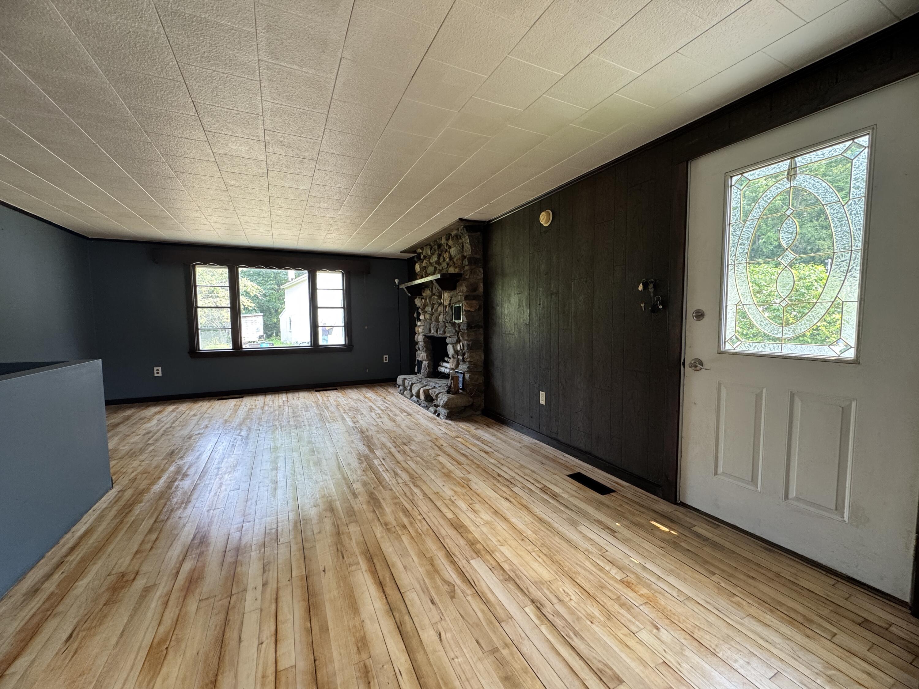 75 Pleasant Avenue Property Photo 9