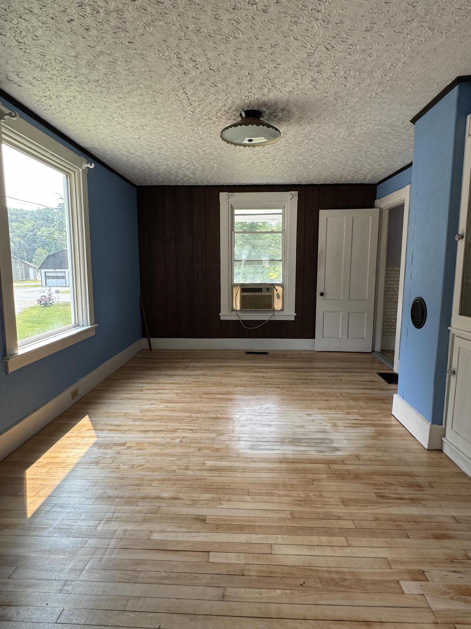 75 Pleasant Avenue Property Photo 17