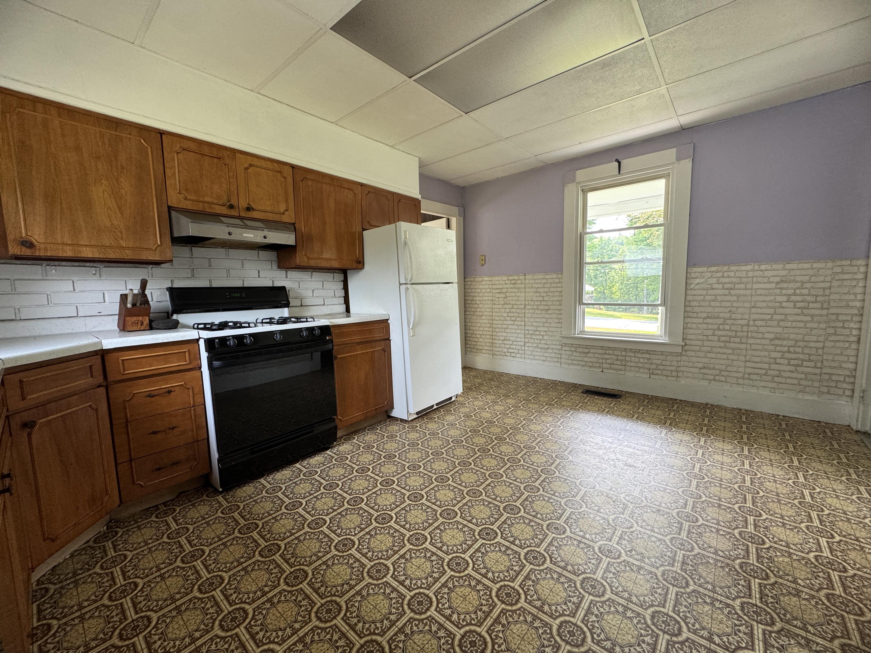 75 Pleasant Avenue Property Photo 24