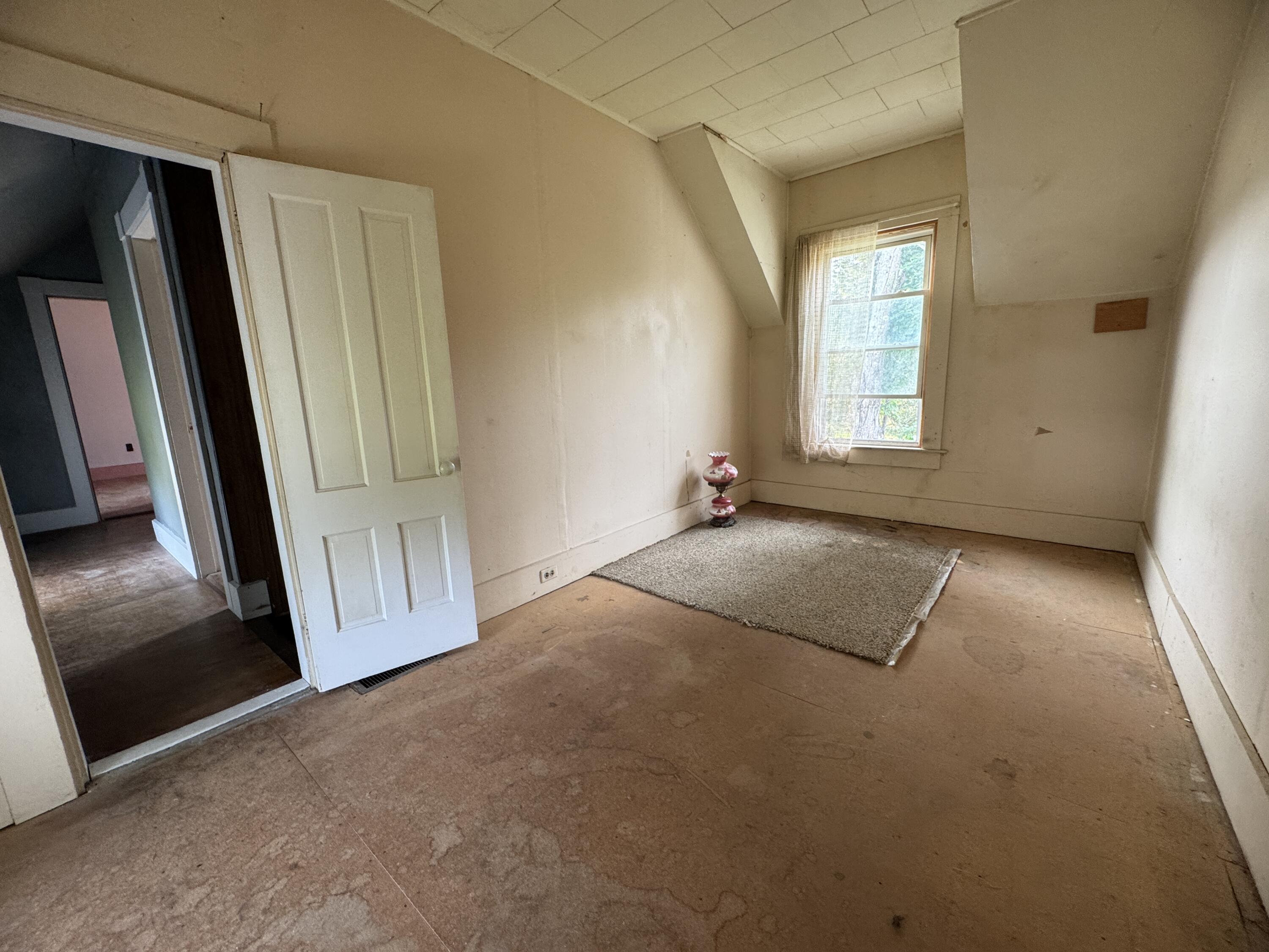 75 Pleasant Avenue Property Photo 42