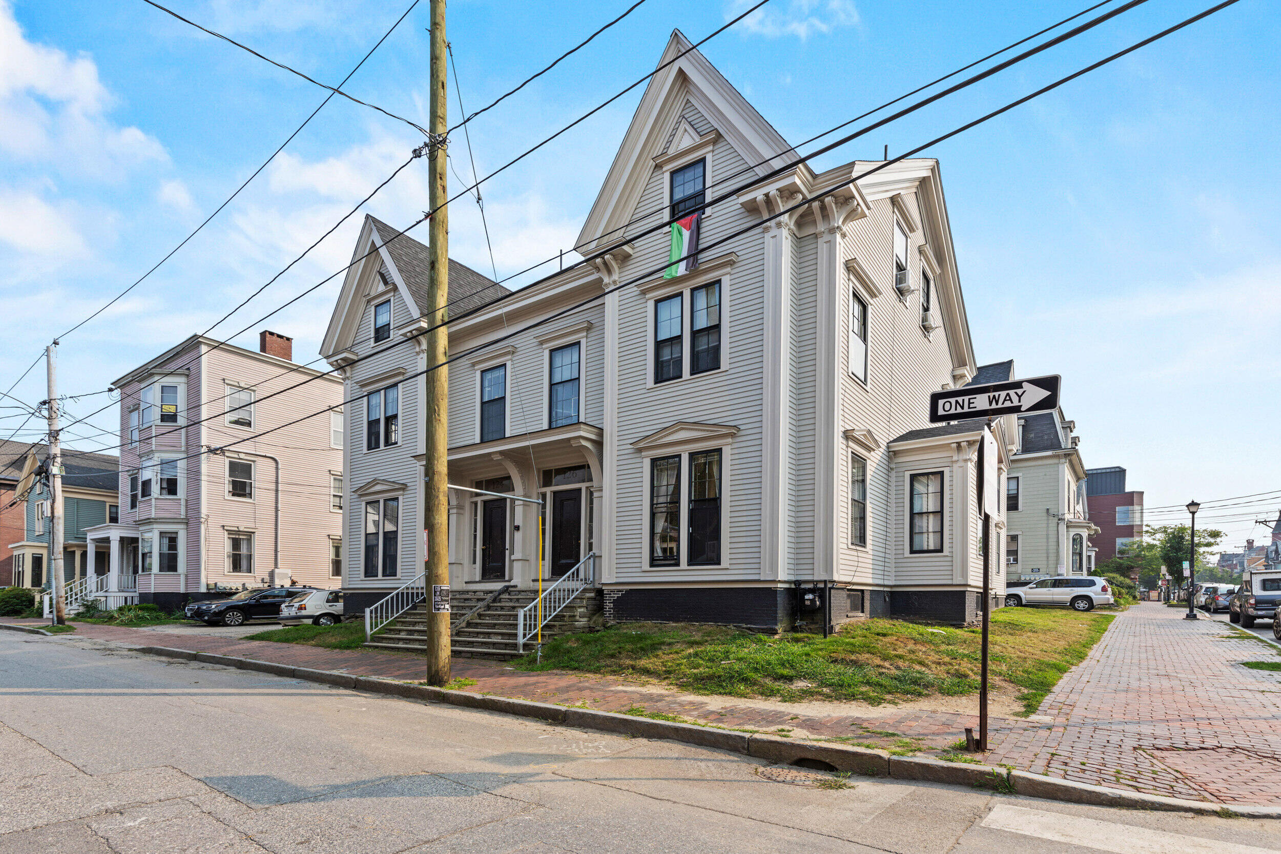 126 Winter Street Property Photo 1