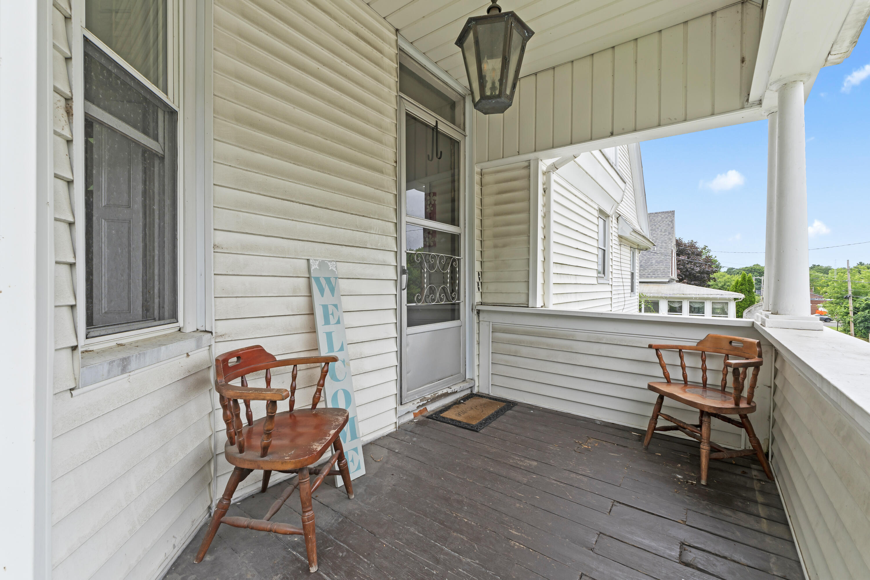 476 Main Street Property Photo 5