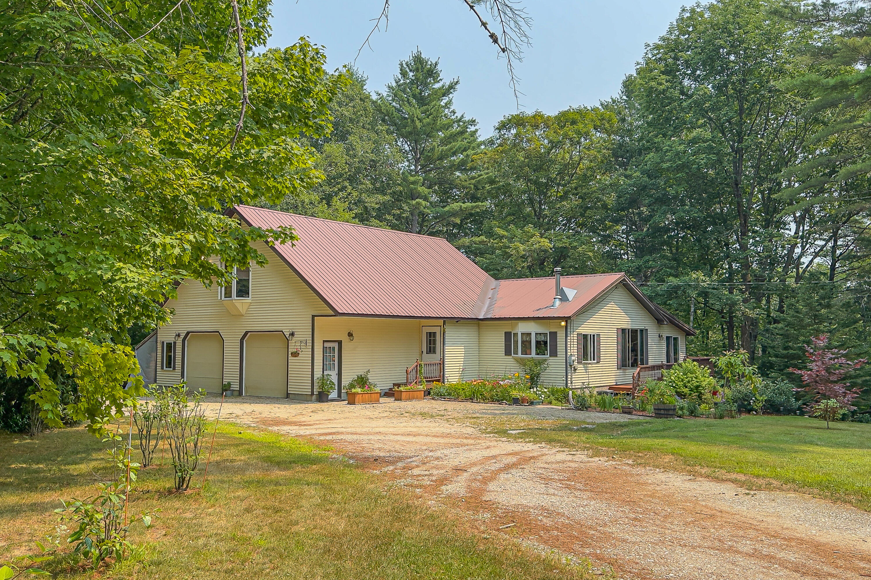273 Stow Road Property Photo 1