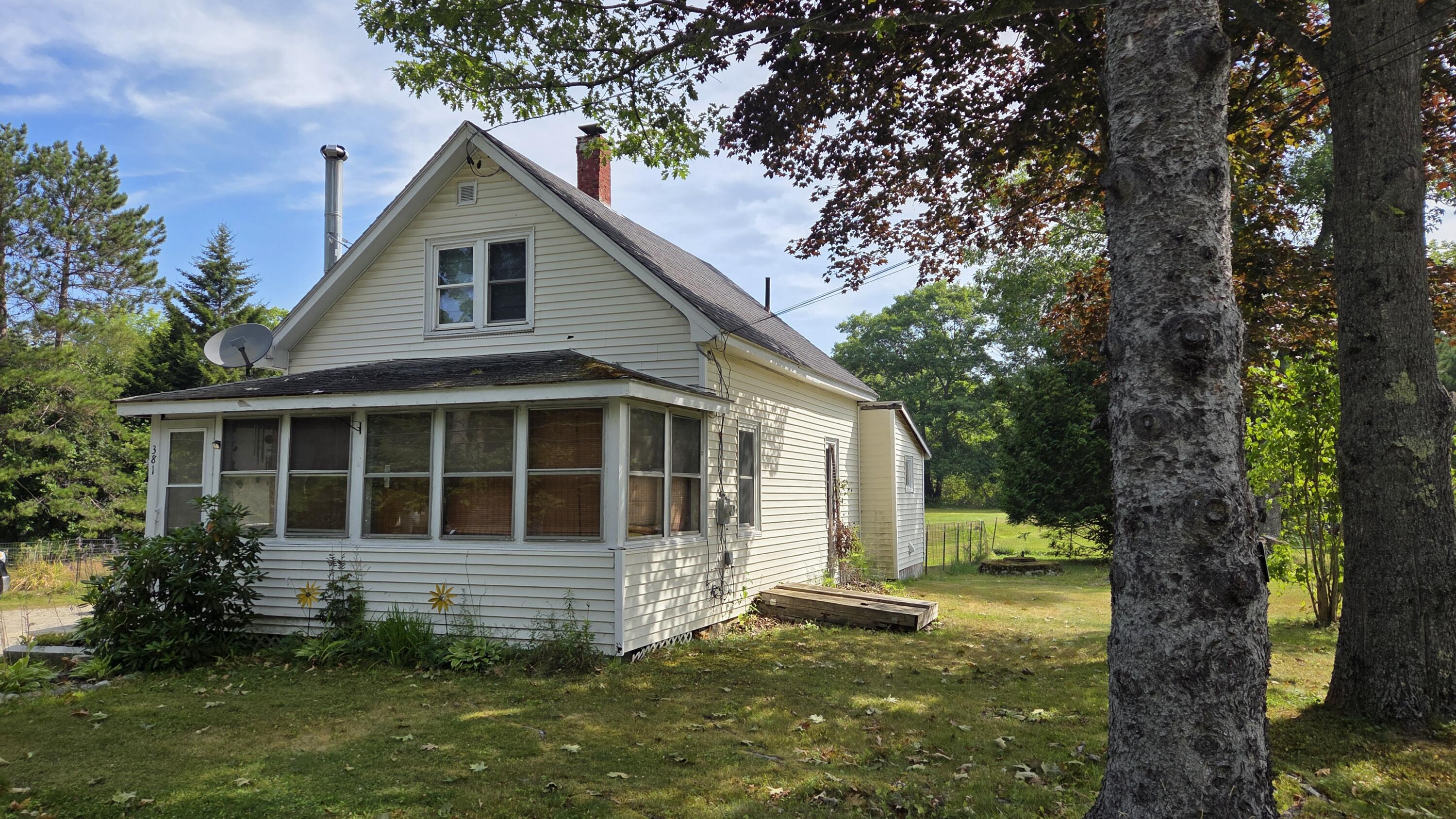 381 River Road