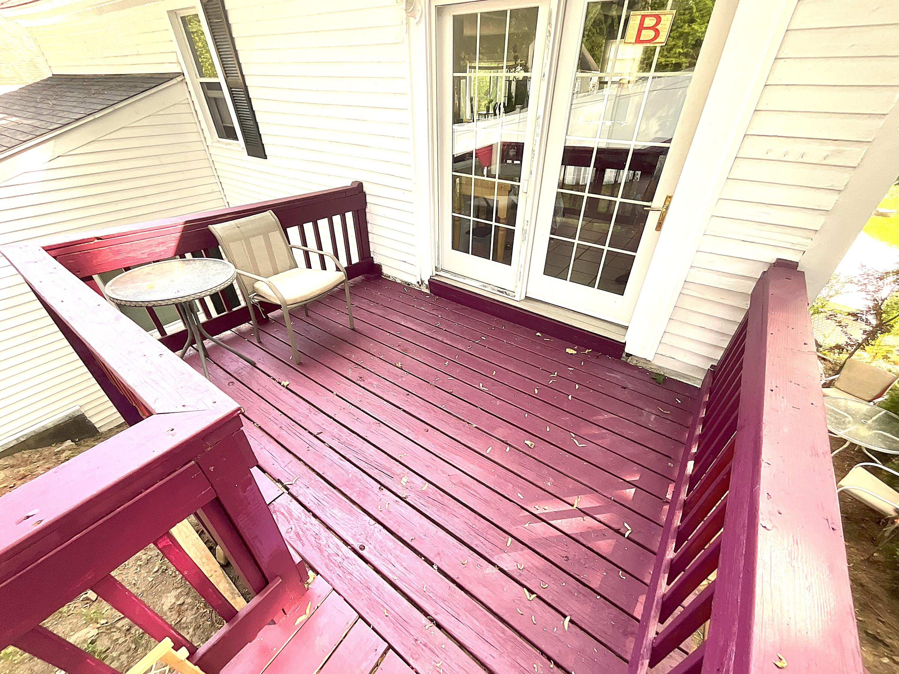 19 Depot Street Property Photo 14