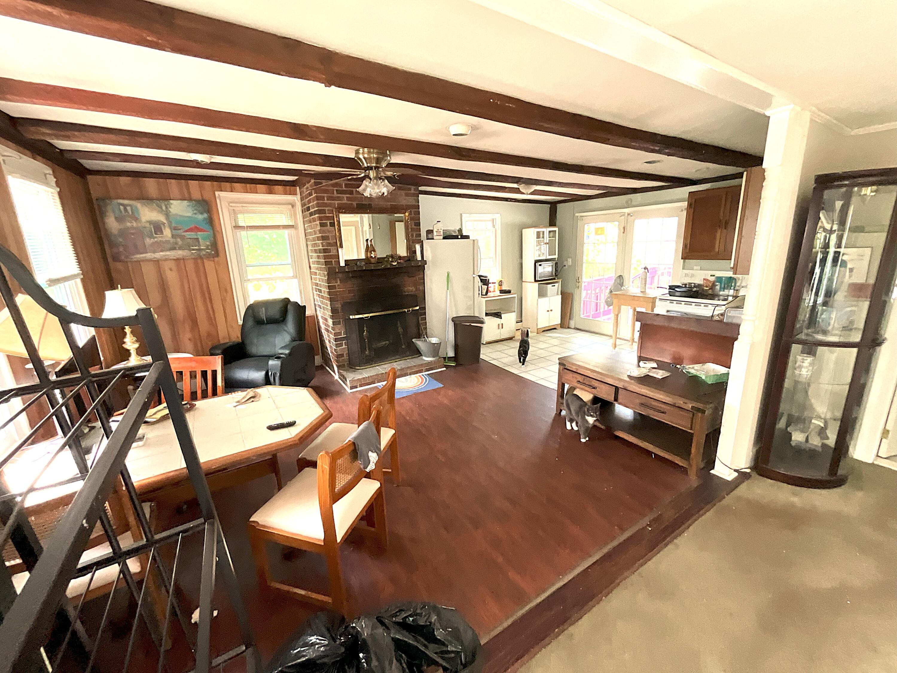 19 Depot Street Property Photo 15
