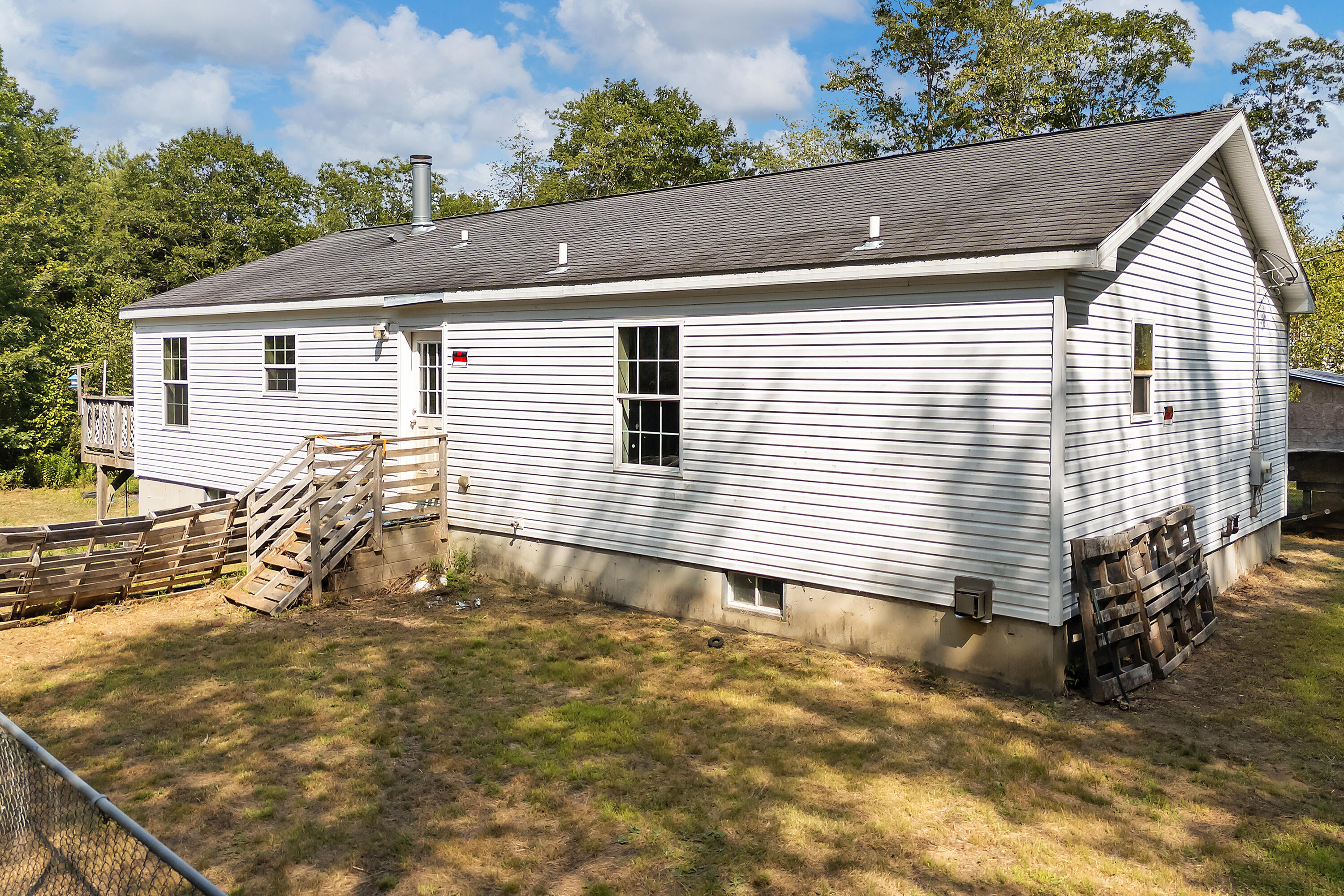 12 Micmac Drive Property Photo 9