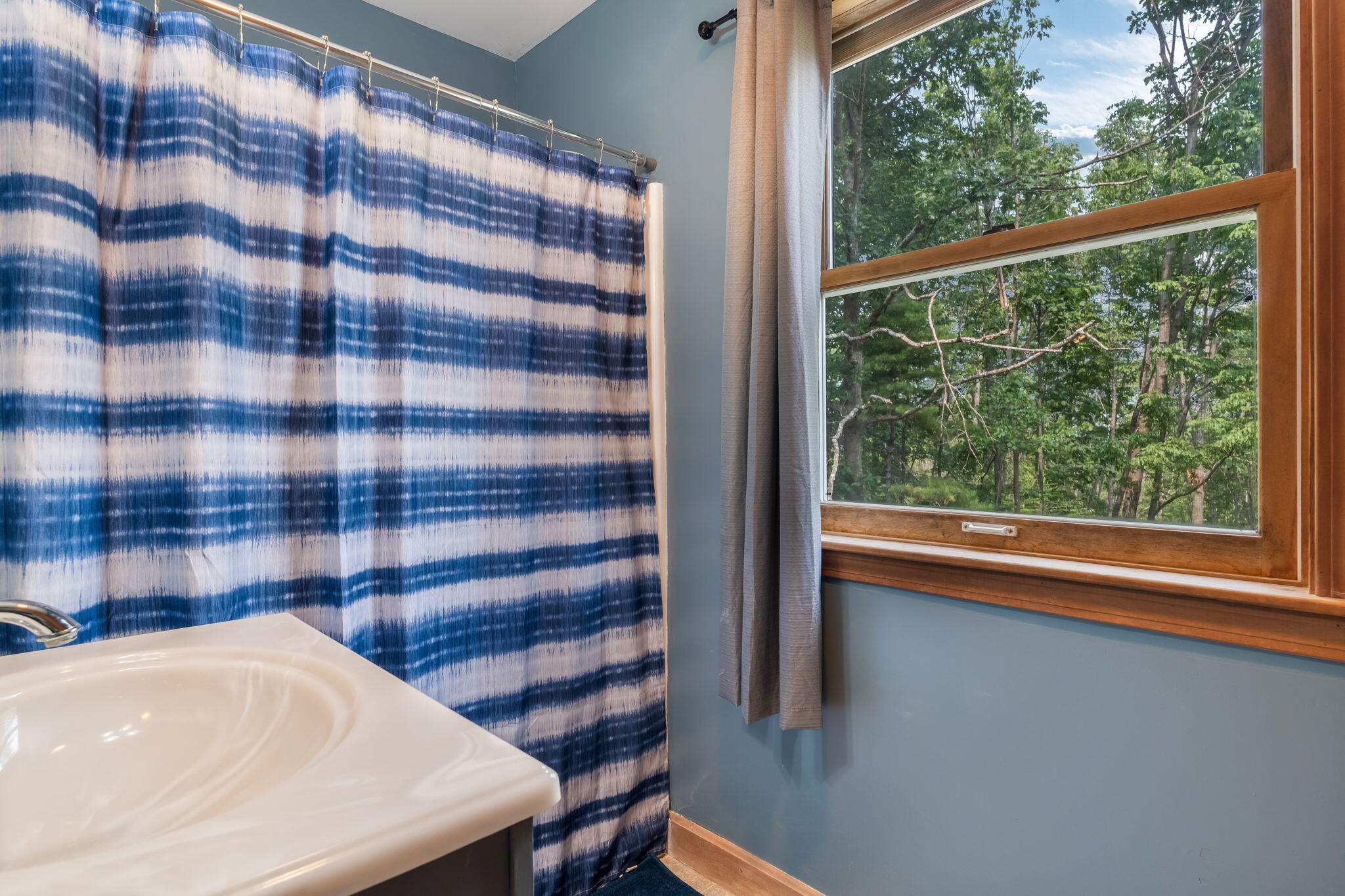 987 Upper Street Property Photo 22