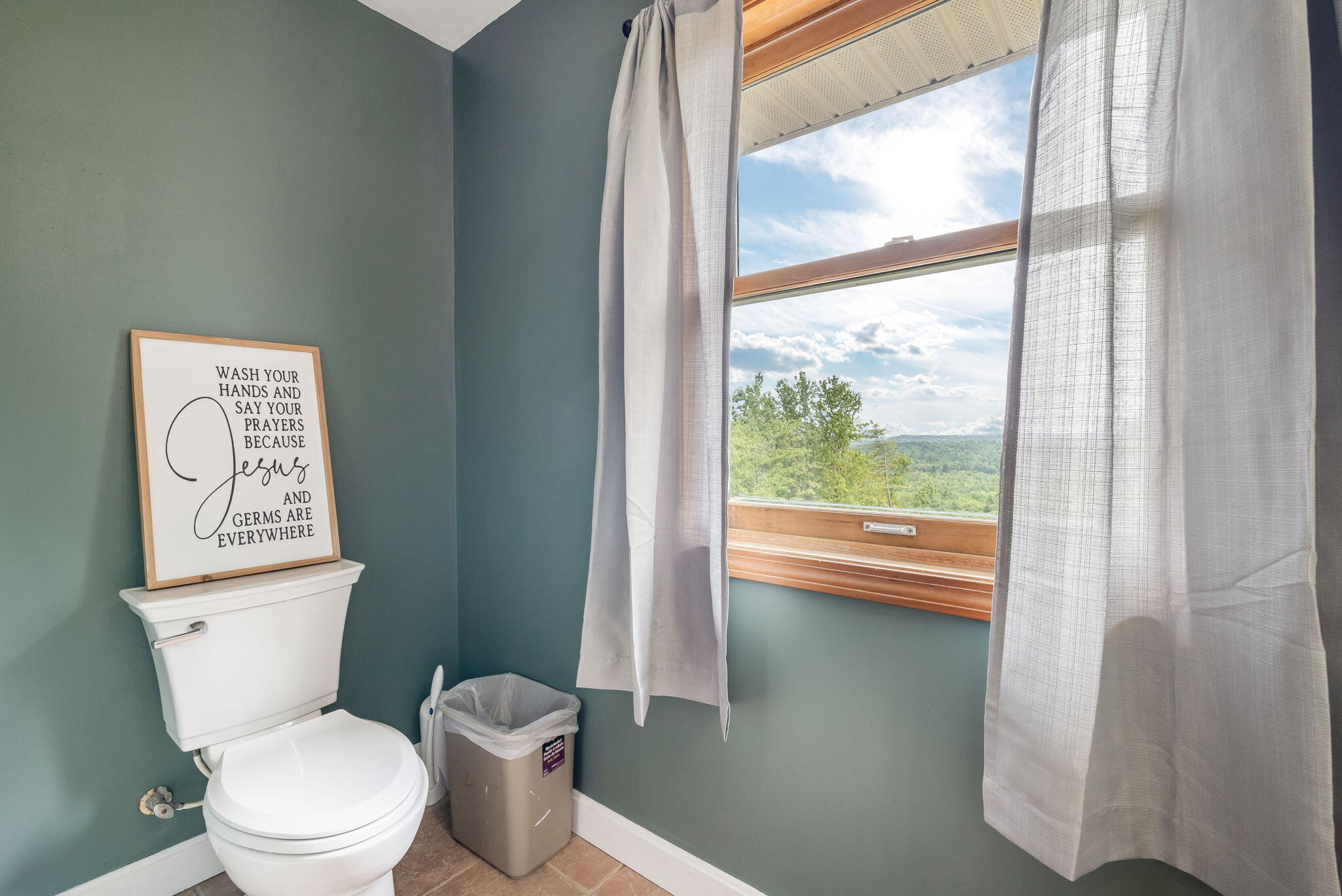 987 Upper Street Property Photo 35