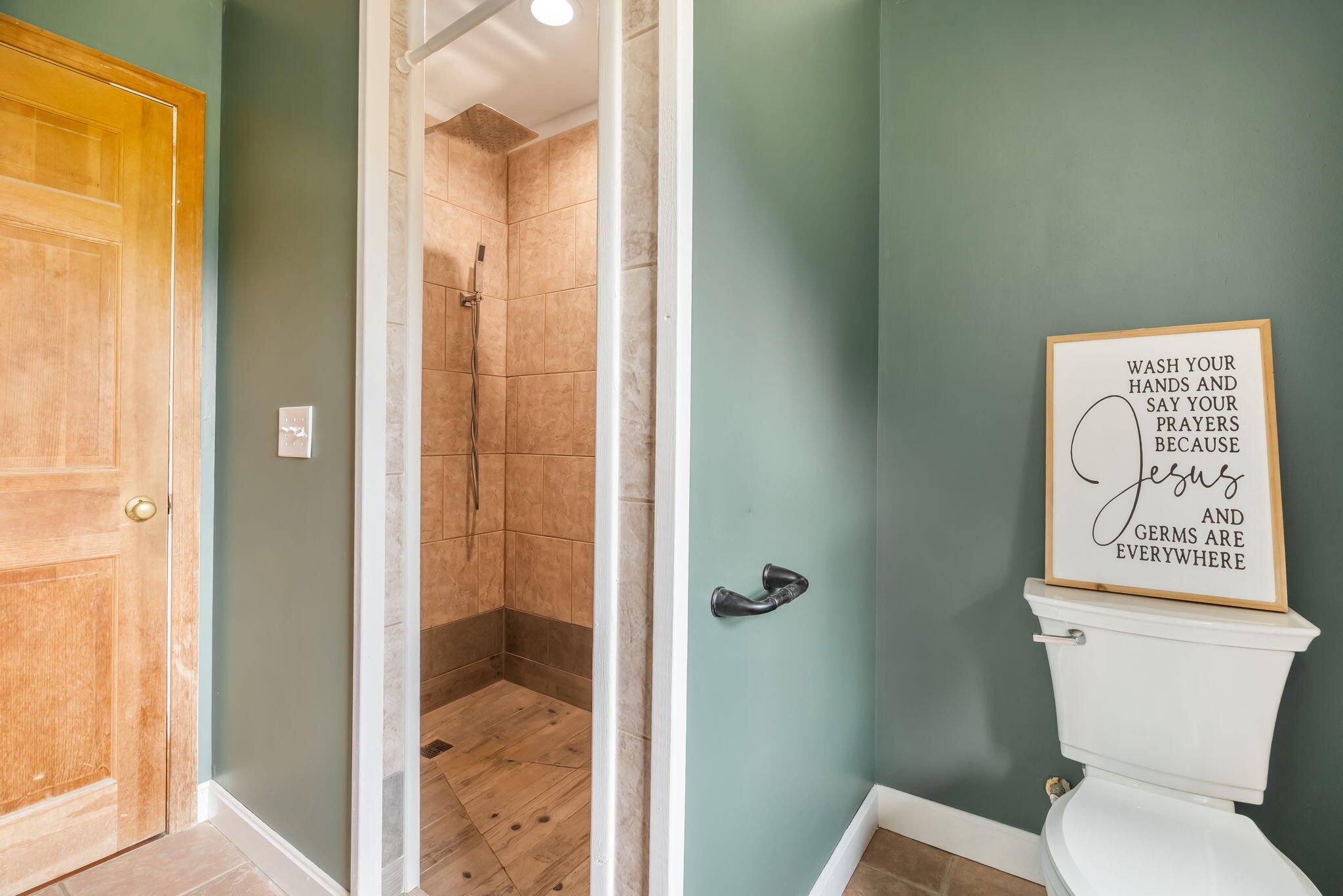 987 Upper Street Property Photo 36