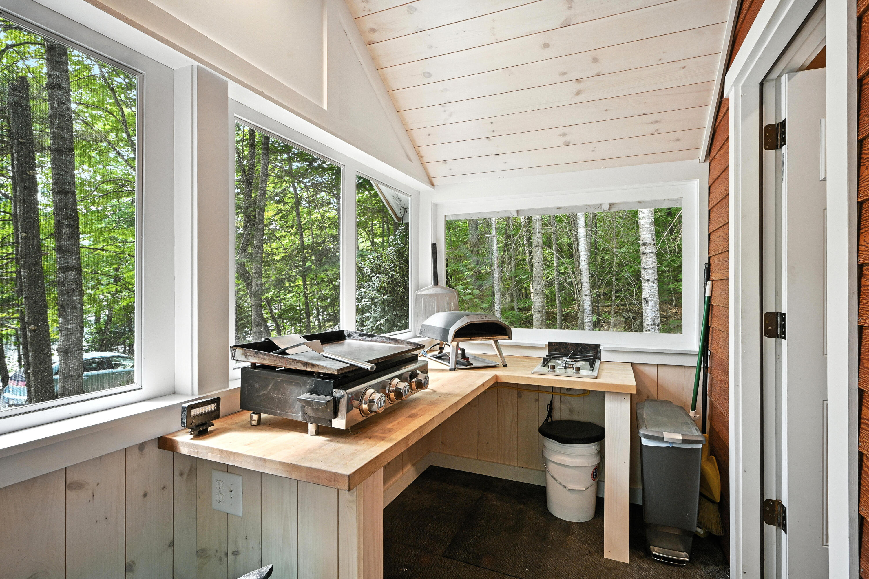 2477 South Arm Road Property Photo 13