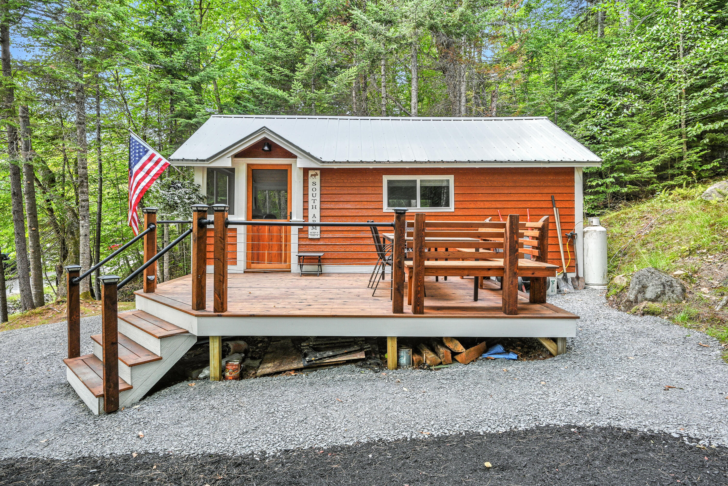2477 South Arm Road Property Photo 16