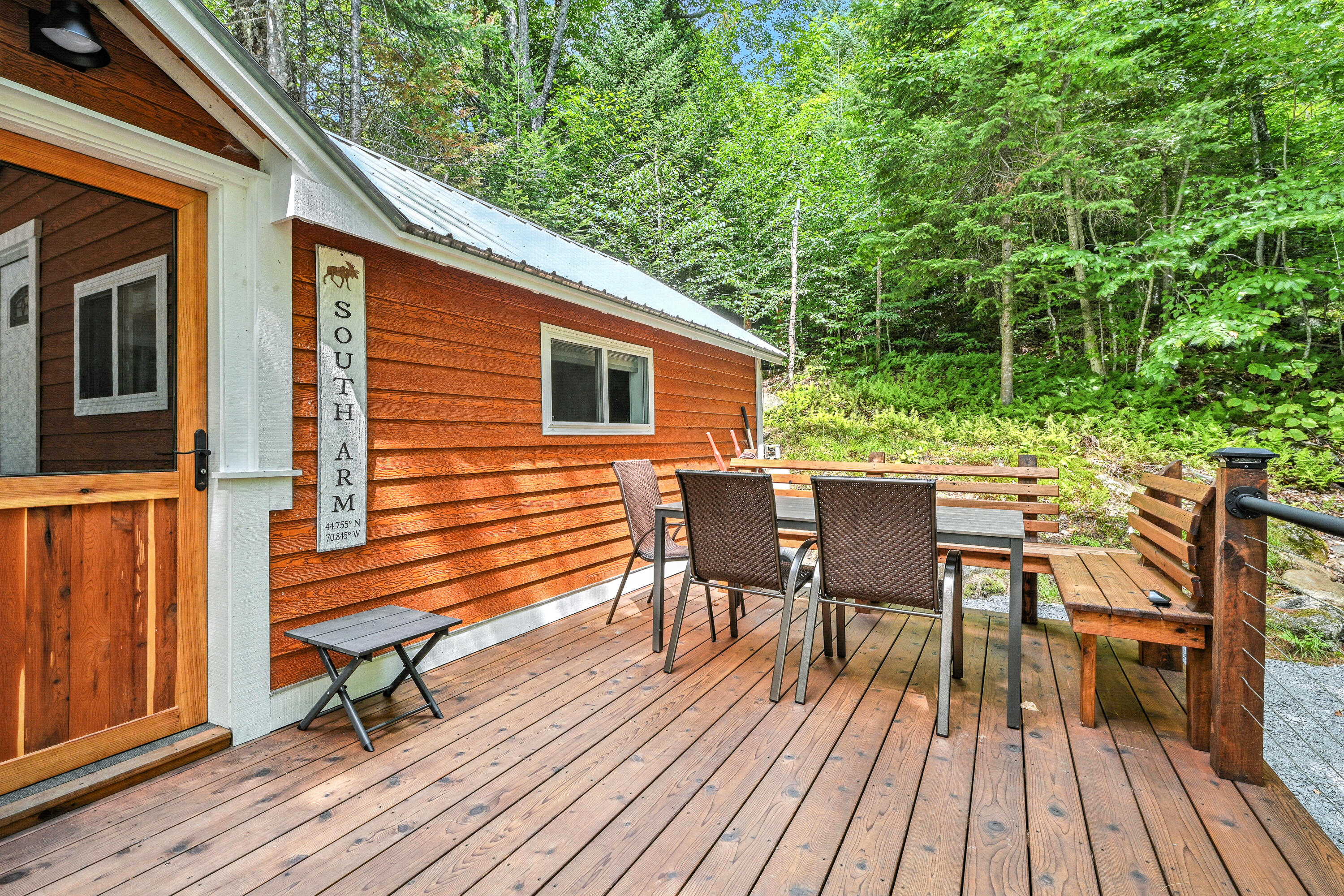 2477 South Arm Road Property Photo 20