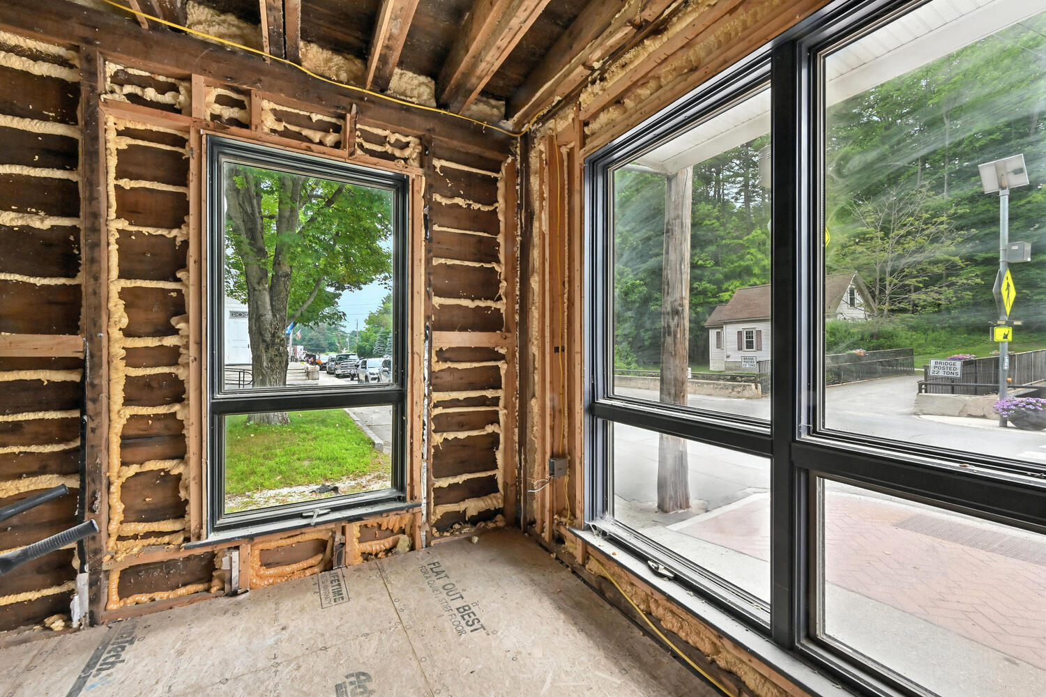 370 Main Street Property Photo 8