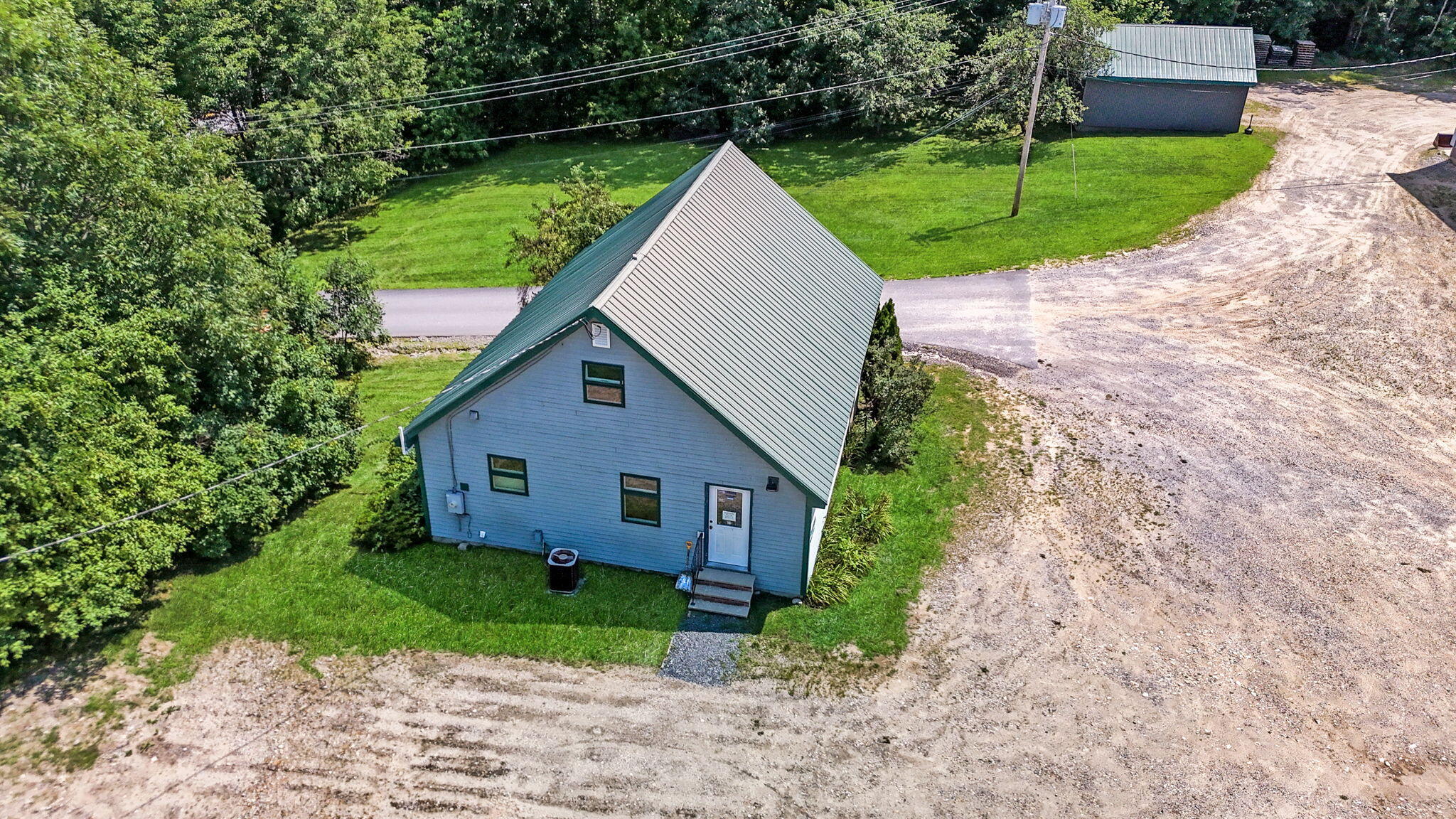 783 Auburn Road Property Photo 4