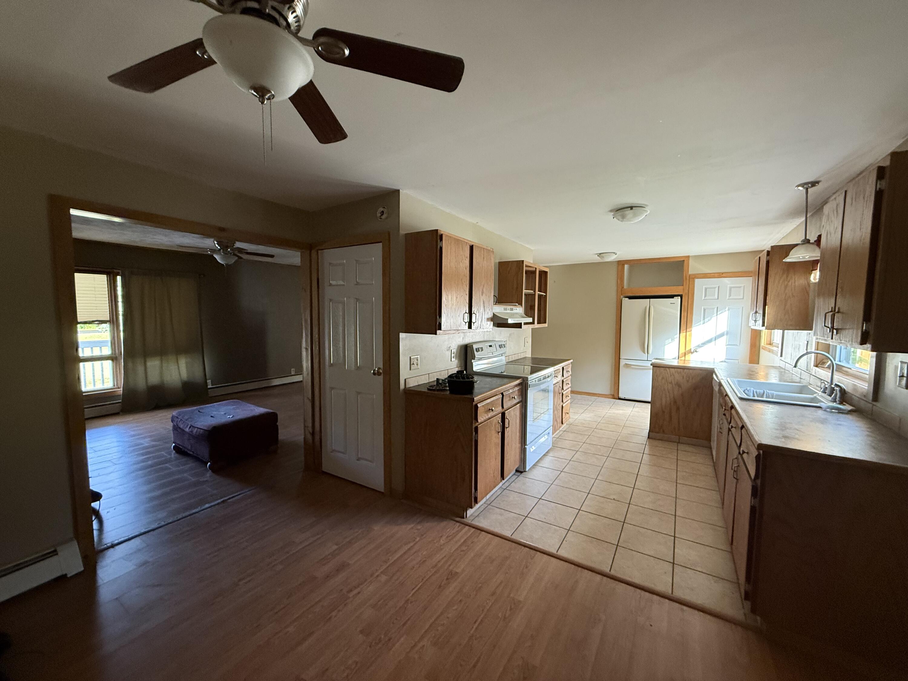 937 Station Road Property Photo 14