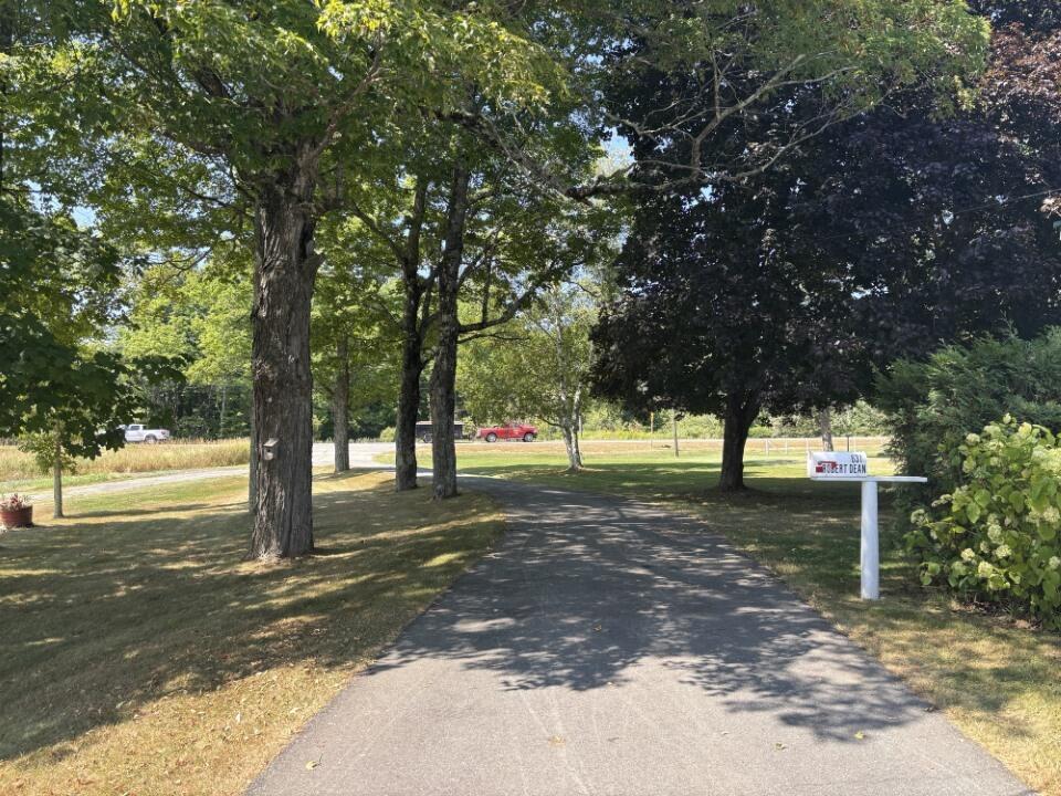 1631 Lakewood Road Property Photo 3