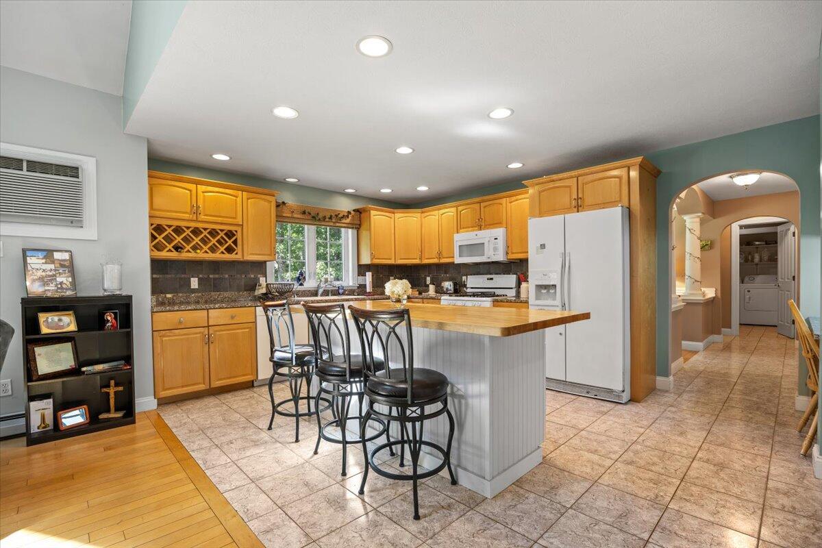 495 South Street Property Photo 8