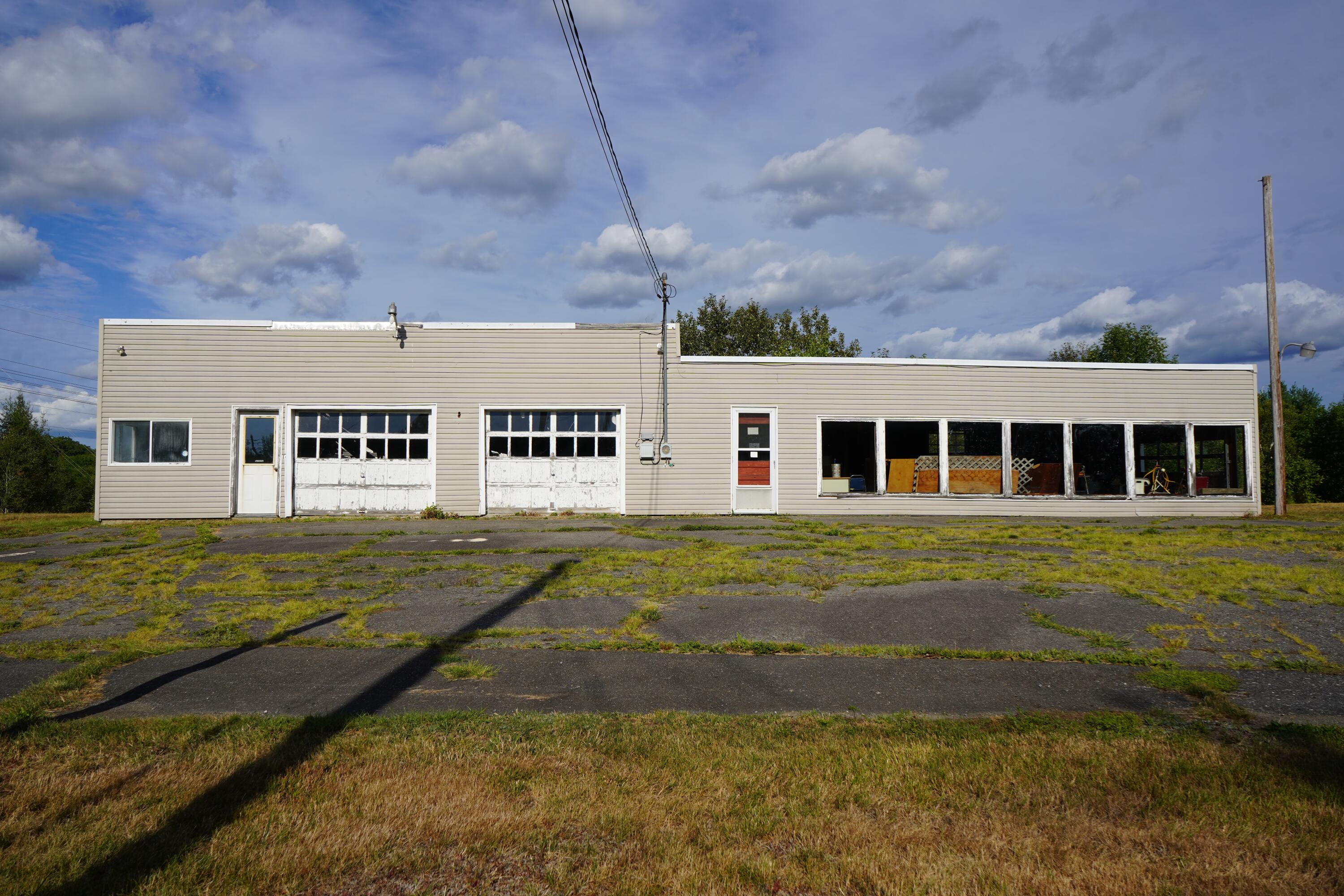 459 Hartland Avenue Property Photo 1