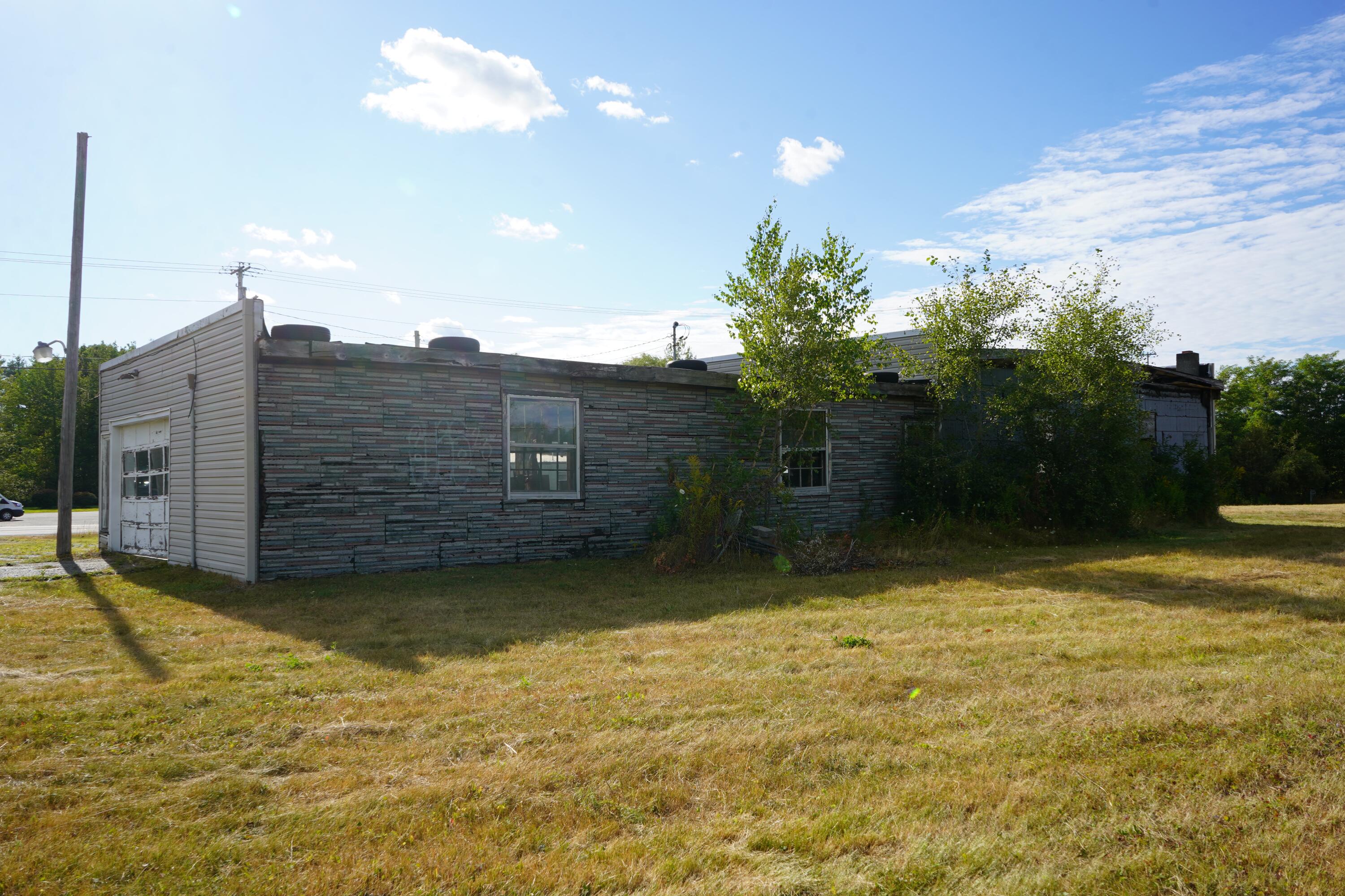 459 Hartland Avenue Property Photo 14