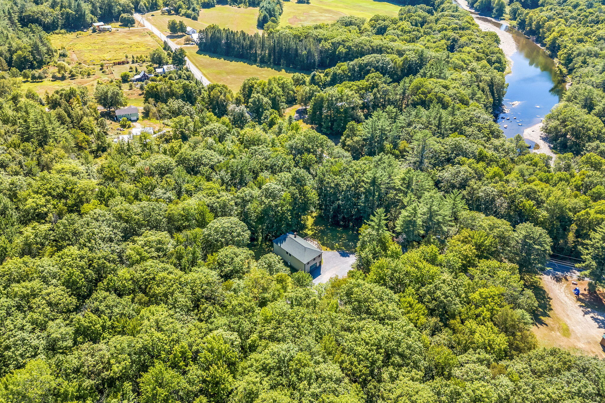 150 River Road Property Photo 3