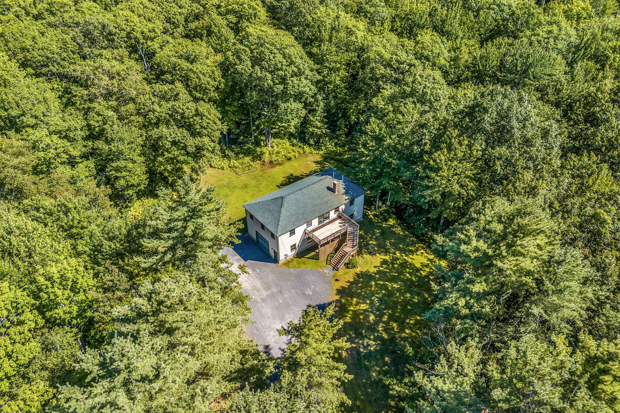 150 River Road Property Photo 4