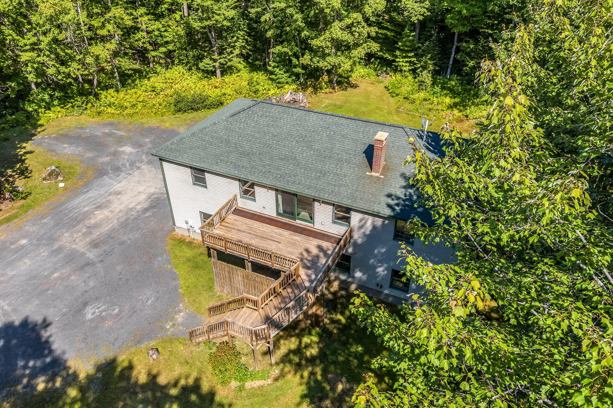 150 River Road Property Photo 10