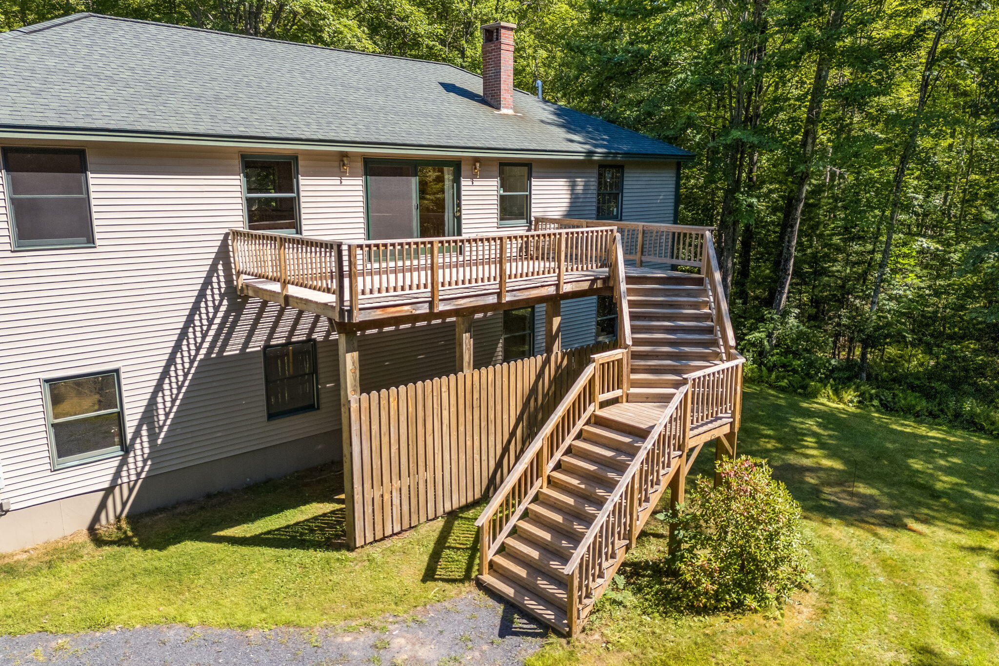 150 River Road Property Photo 11