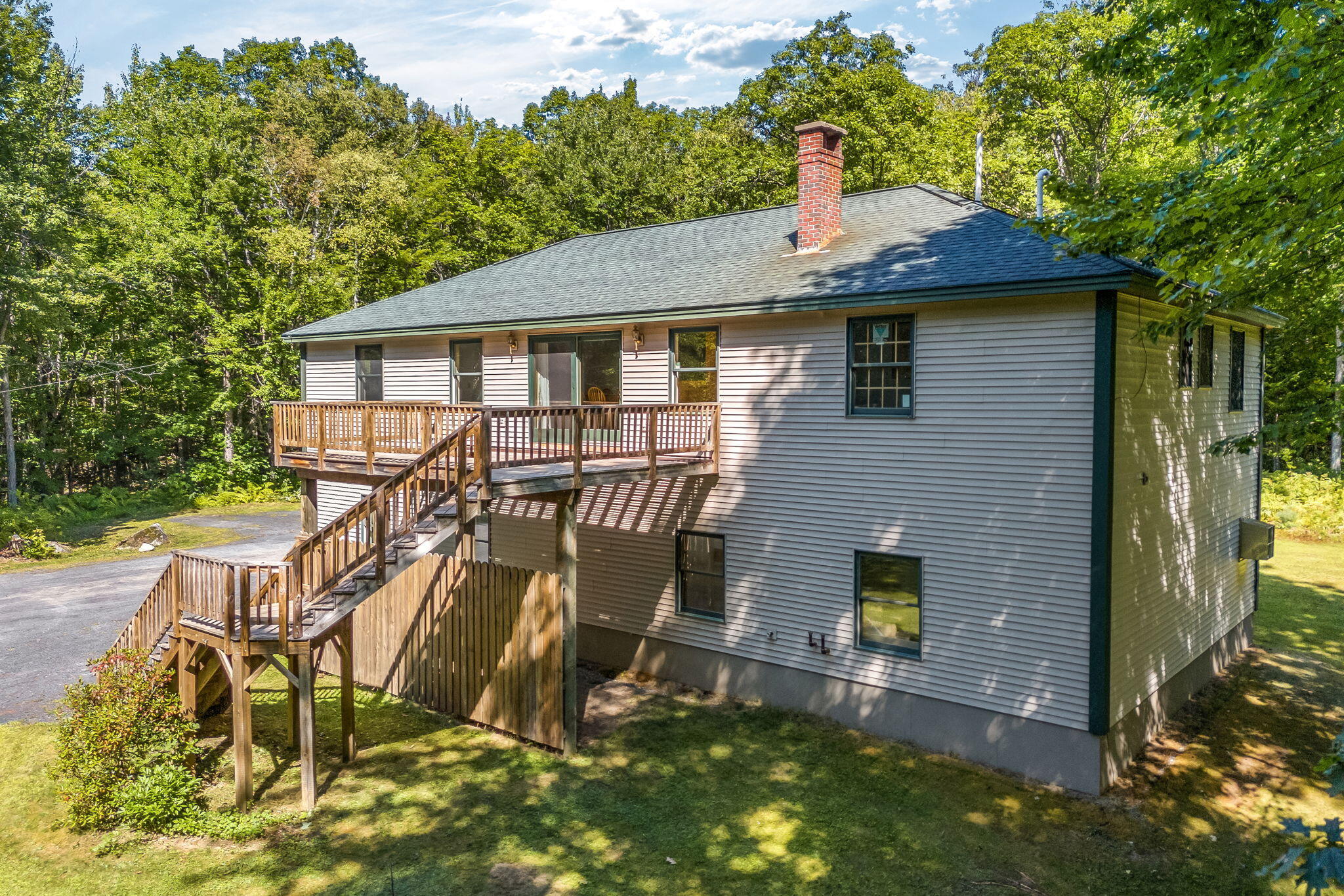 150 River Road Property Photo 12