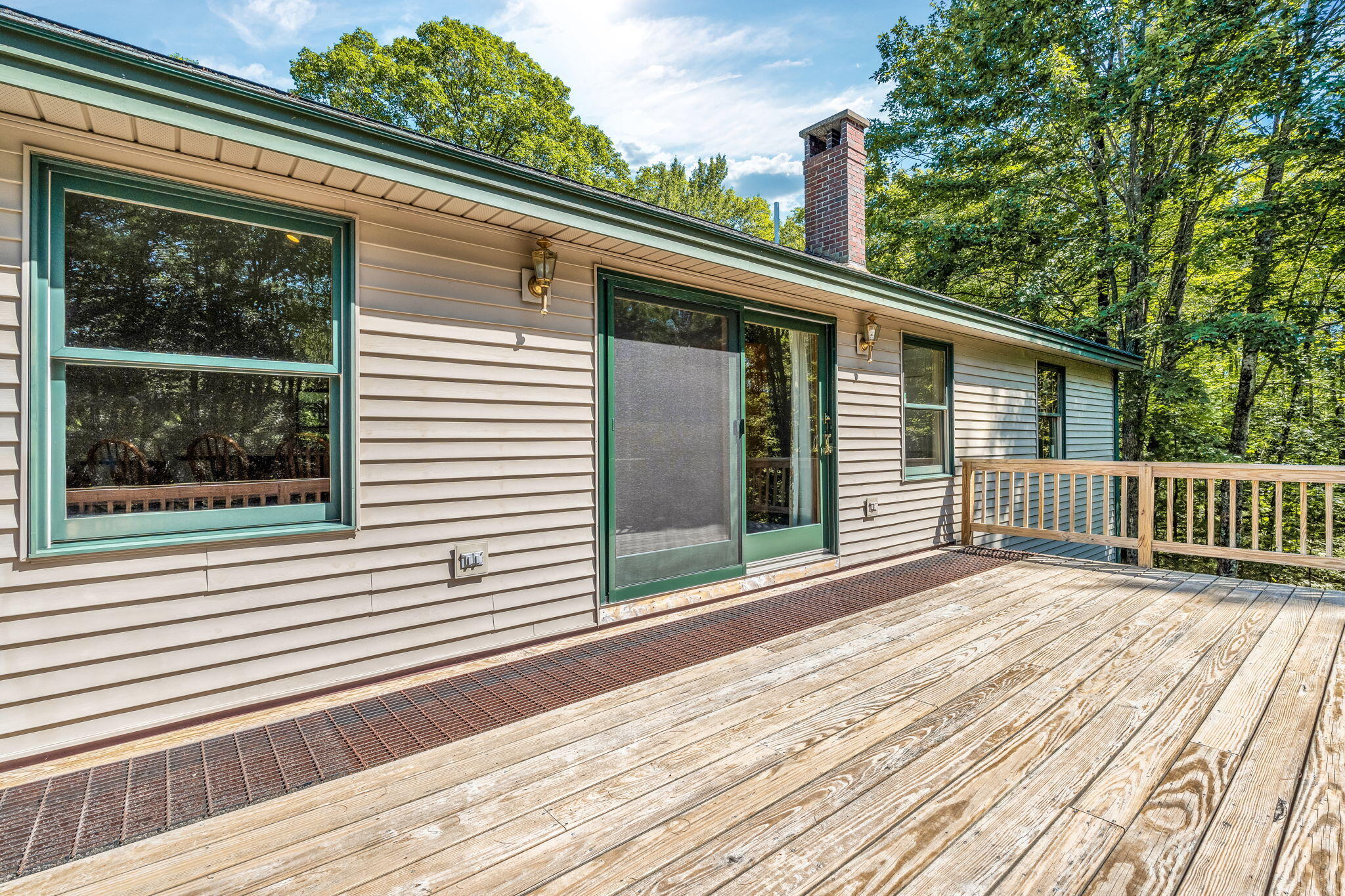 150 River Road Property Photo 16