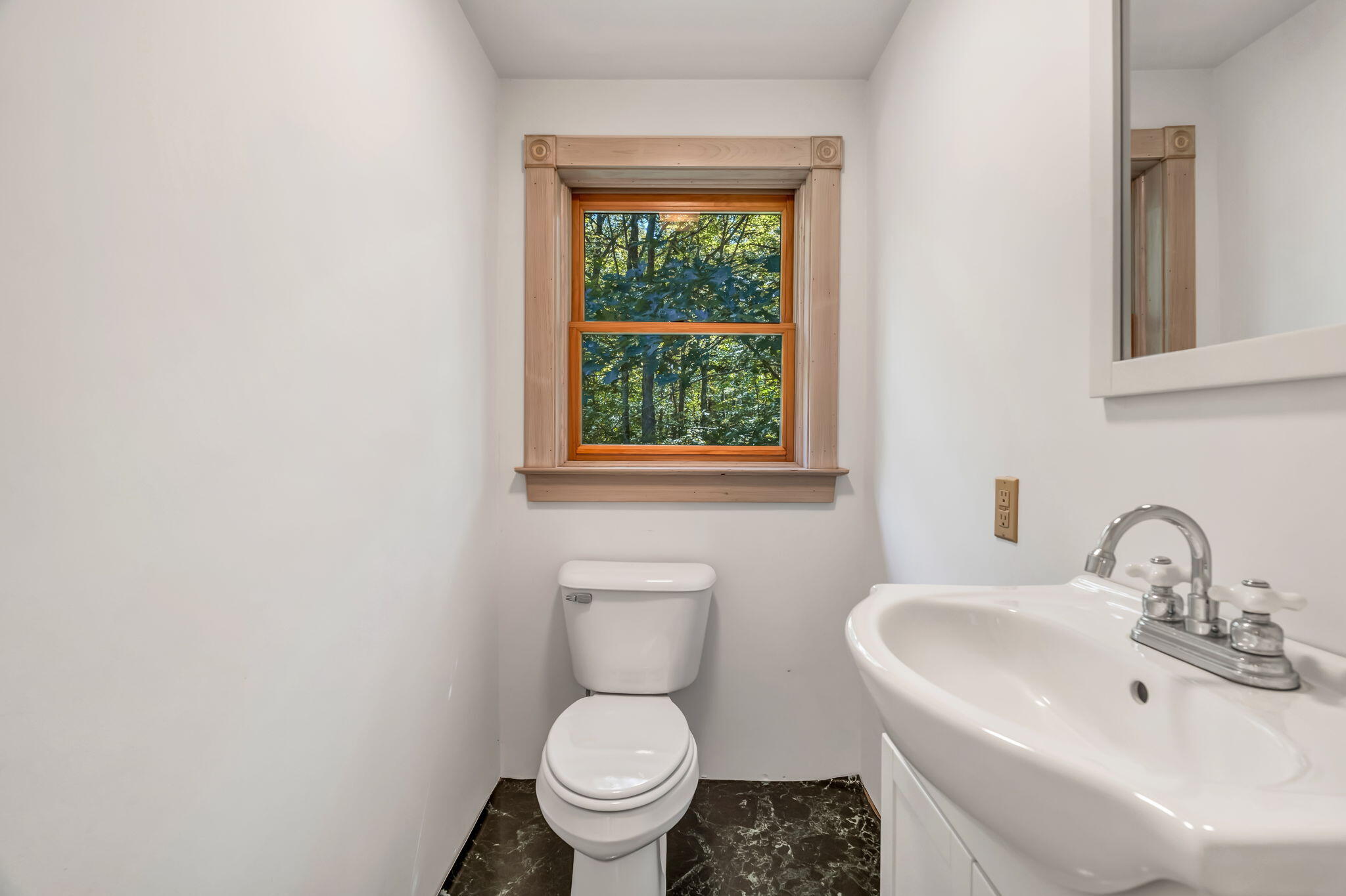 150 River Road Property Photo 34