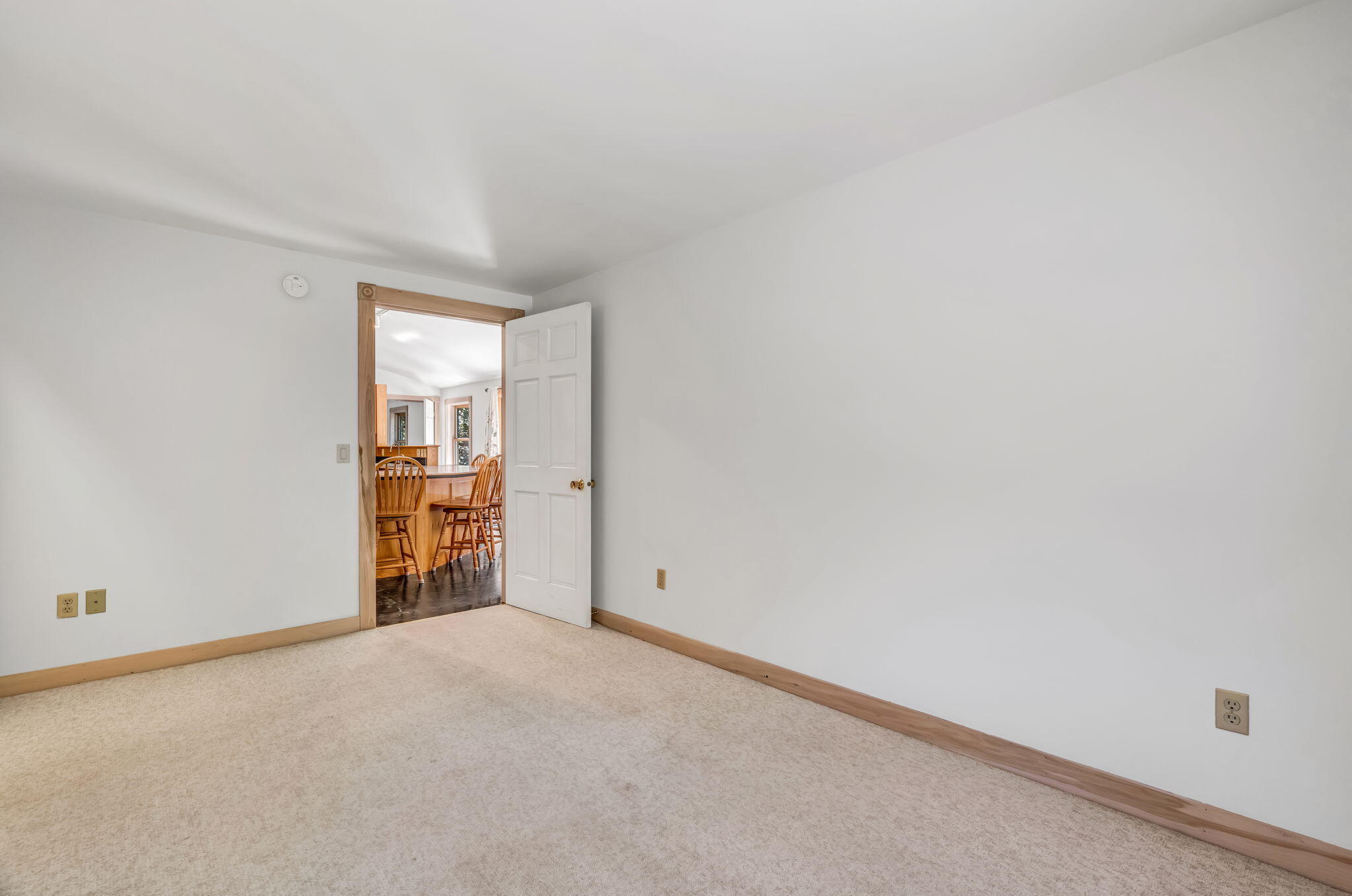 150 River Road Property Photo 38