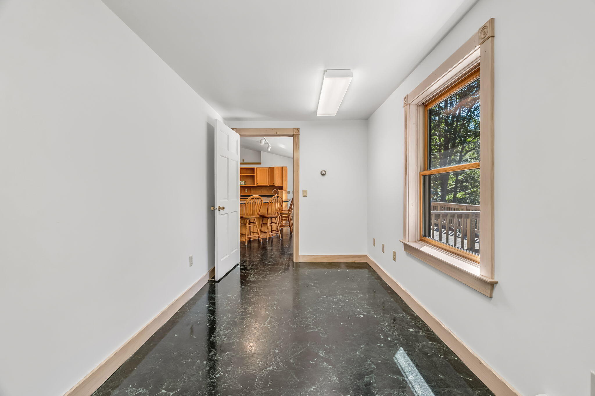 150 River Road Property Photo 40