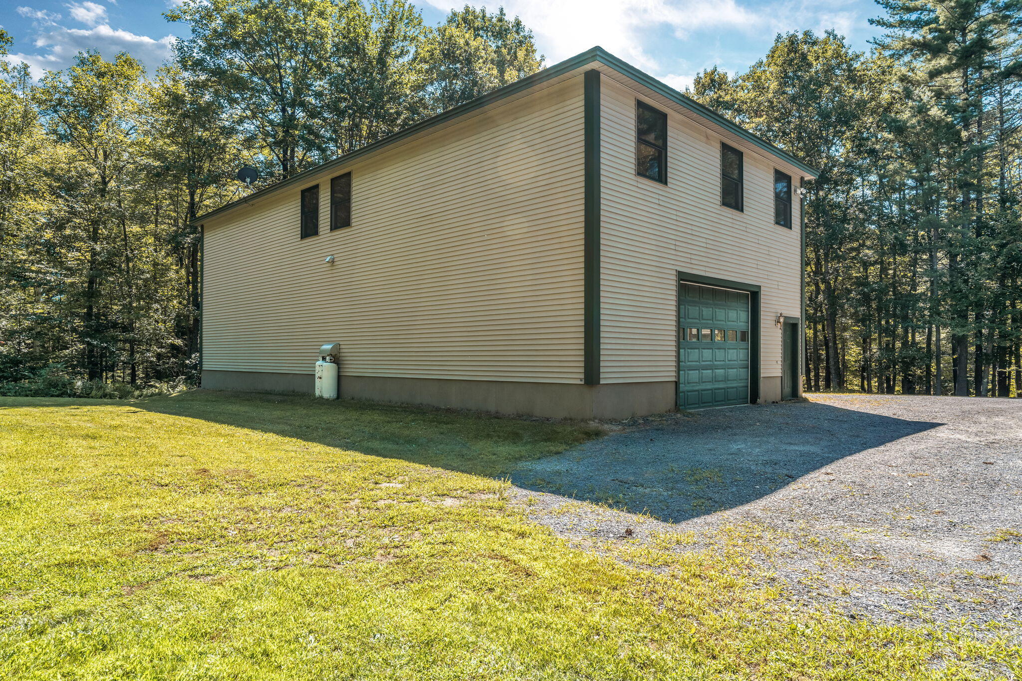 150 River Road Property Photo 57