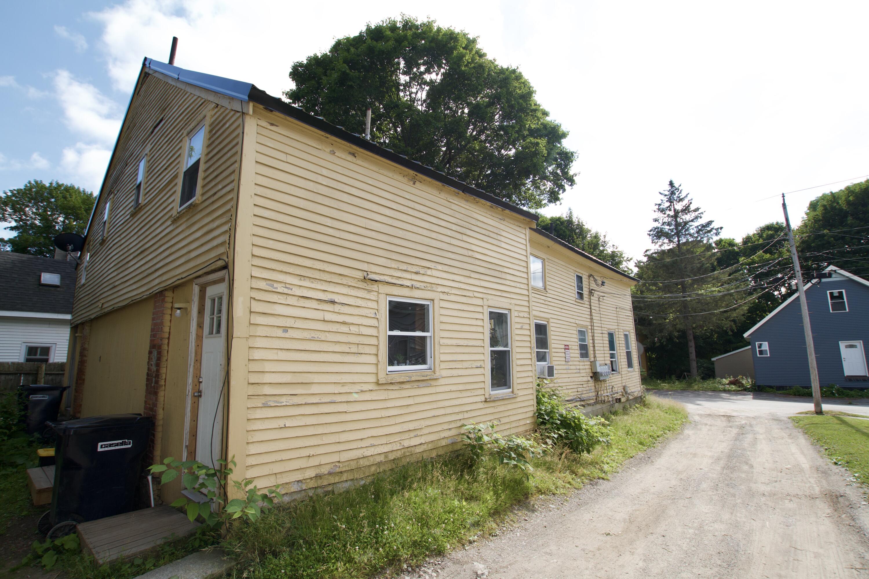 17-19 Prentiss Property Photo 3